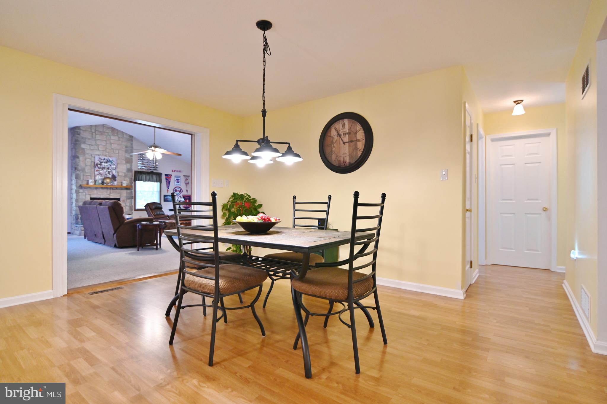 STRAWBERRY HILL - Residential