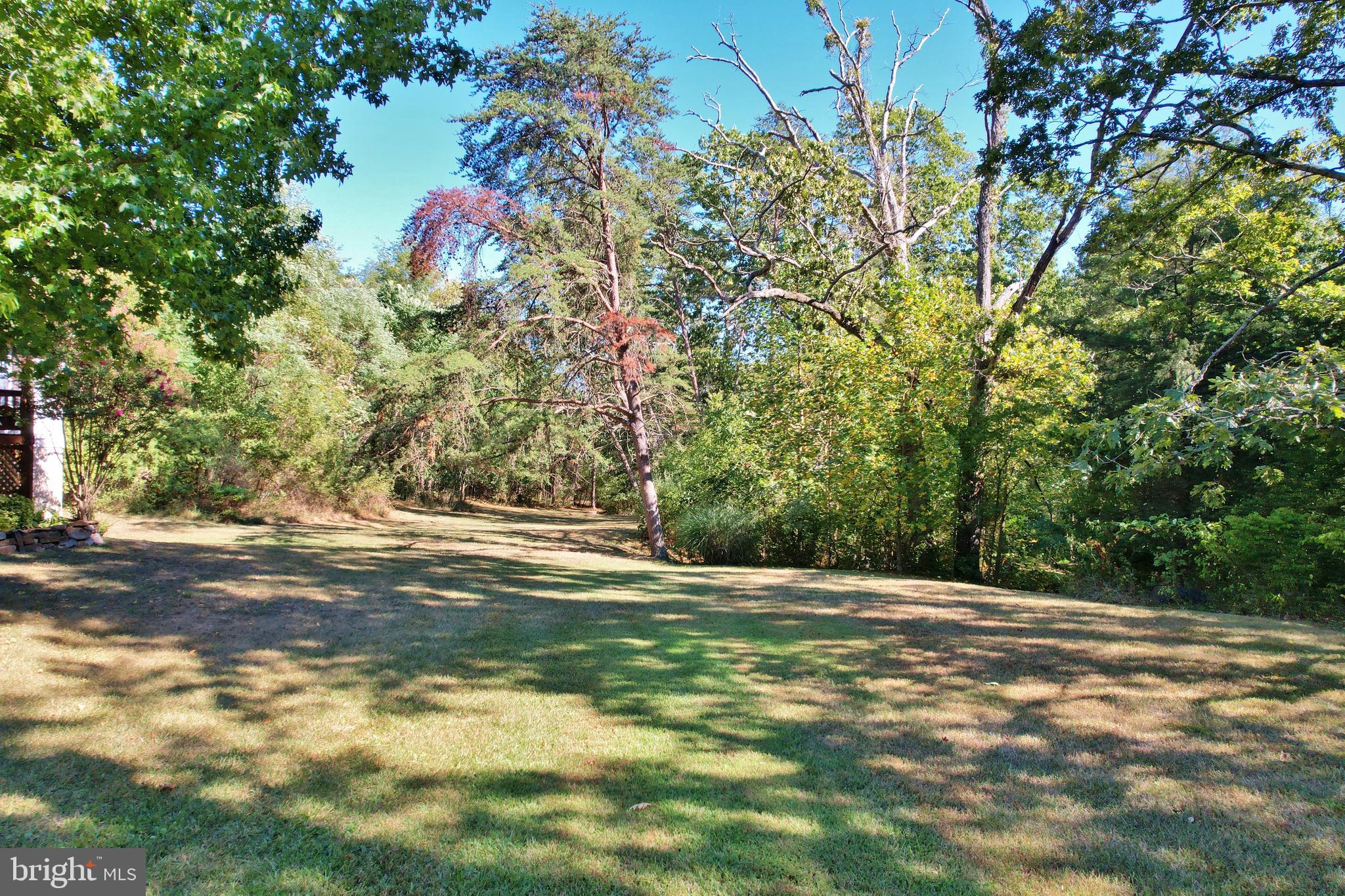 STRAWBERRY HILL - Residential