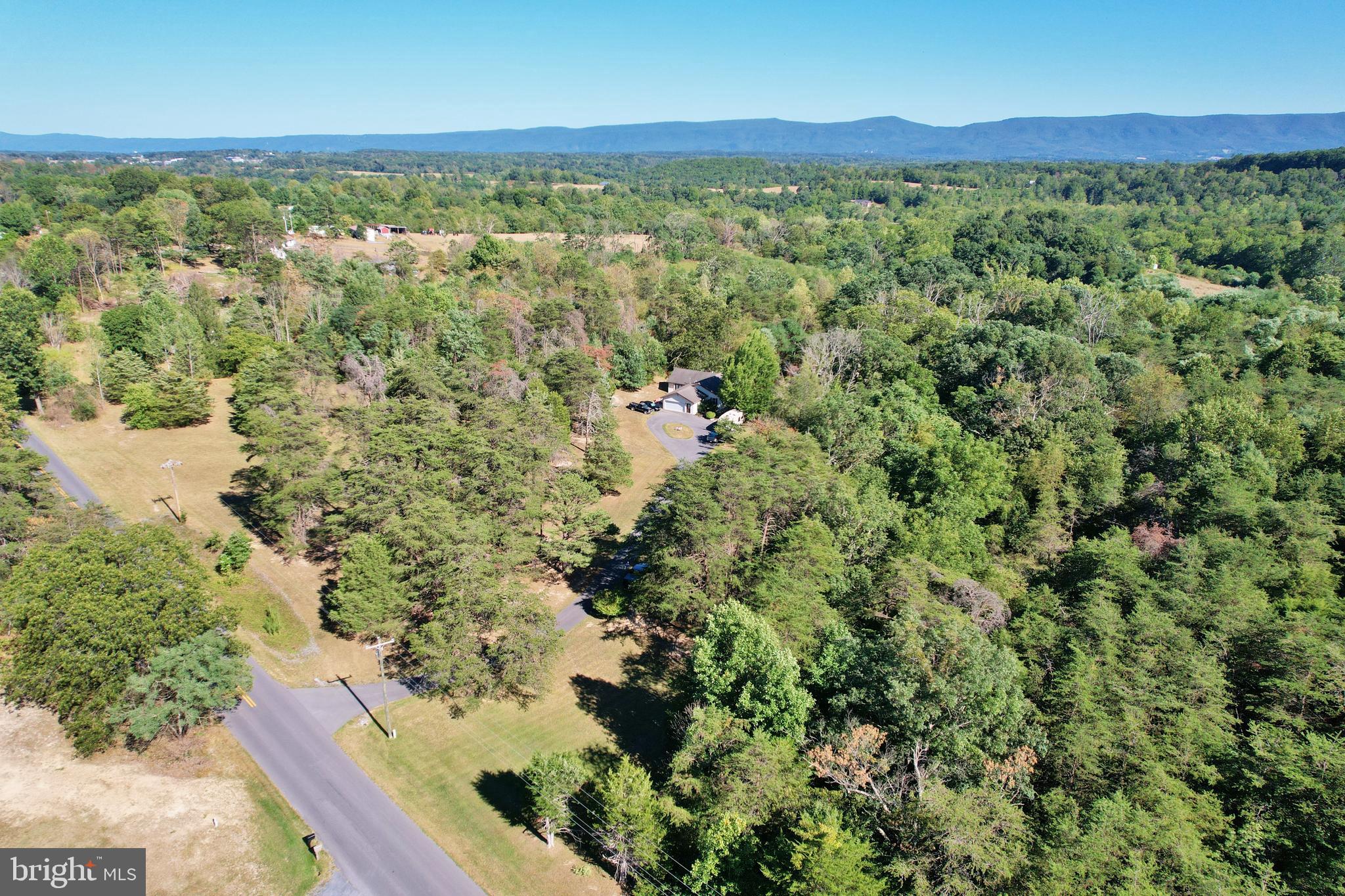 STRAWBERRY HILL - Residential