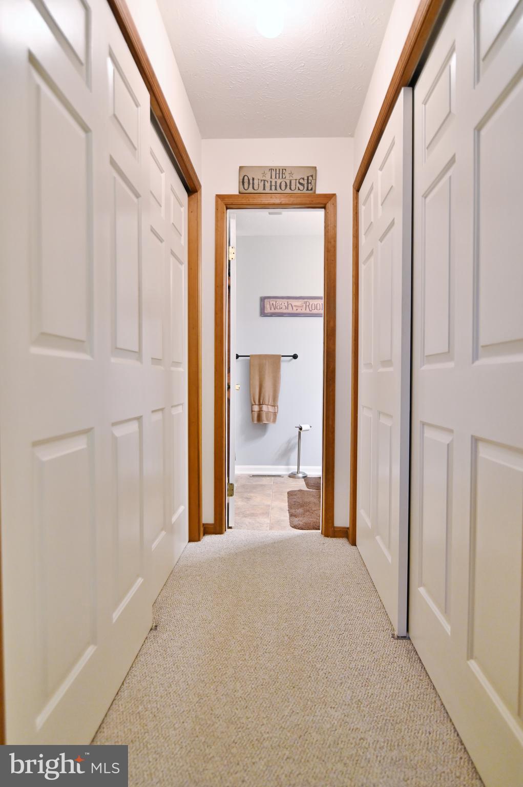 STRAWBERRY HILL - Residential
