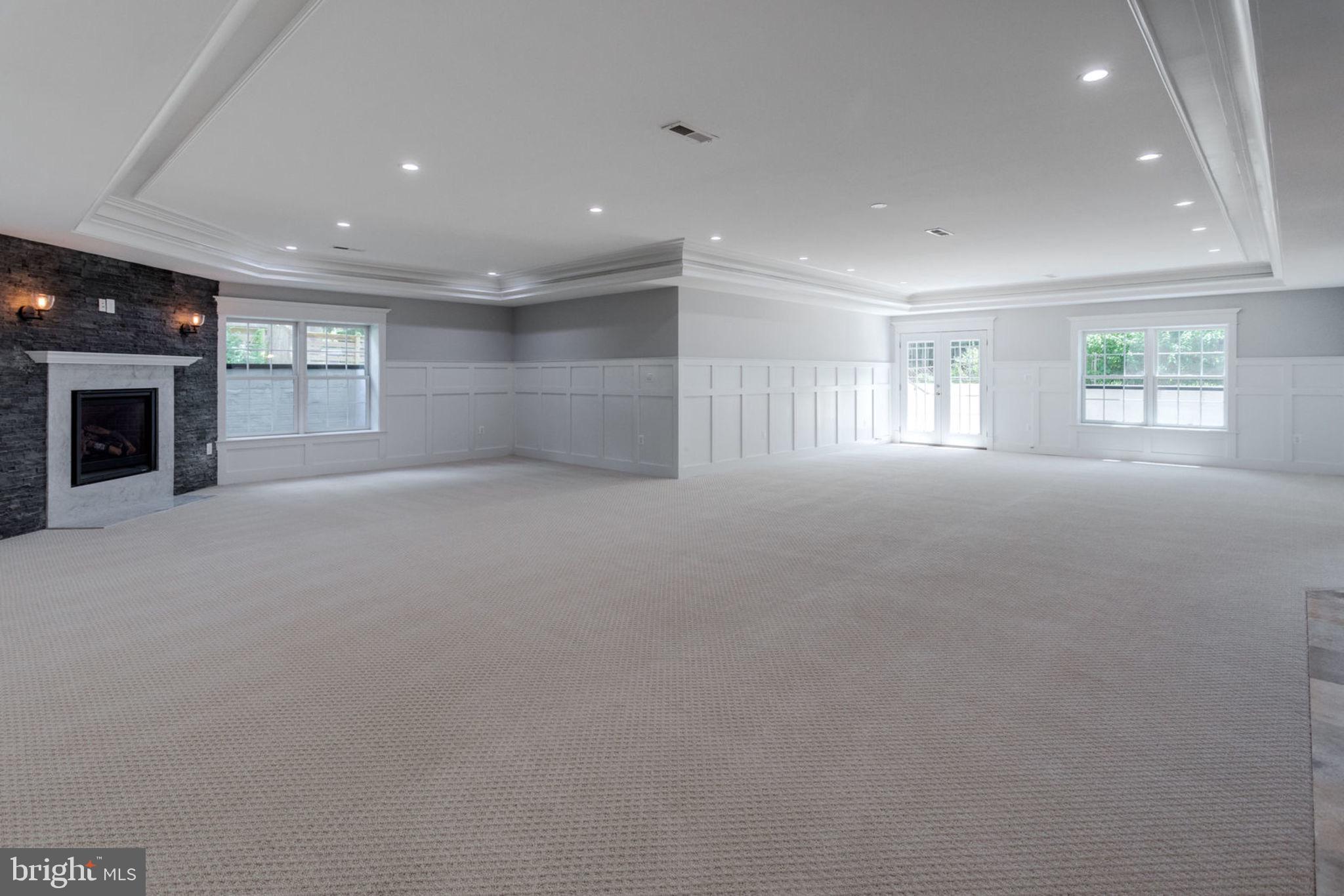 WEST GRASS RIDGE - Residential