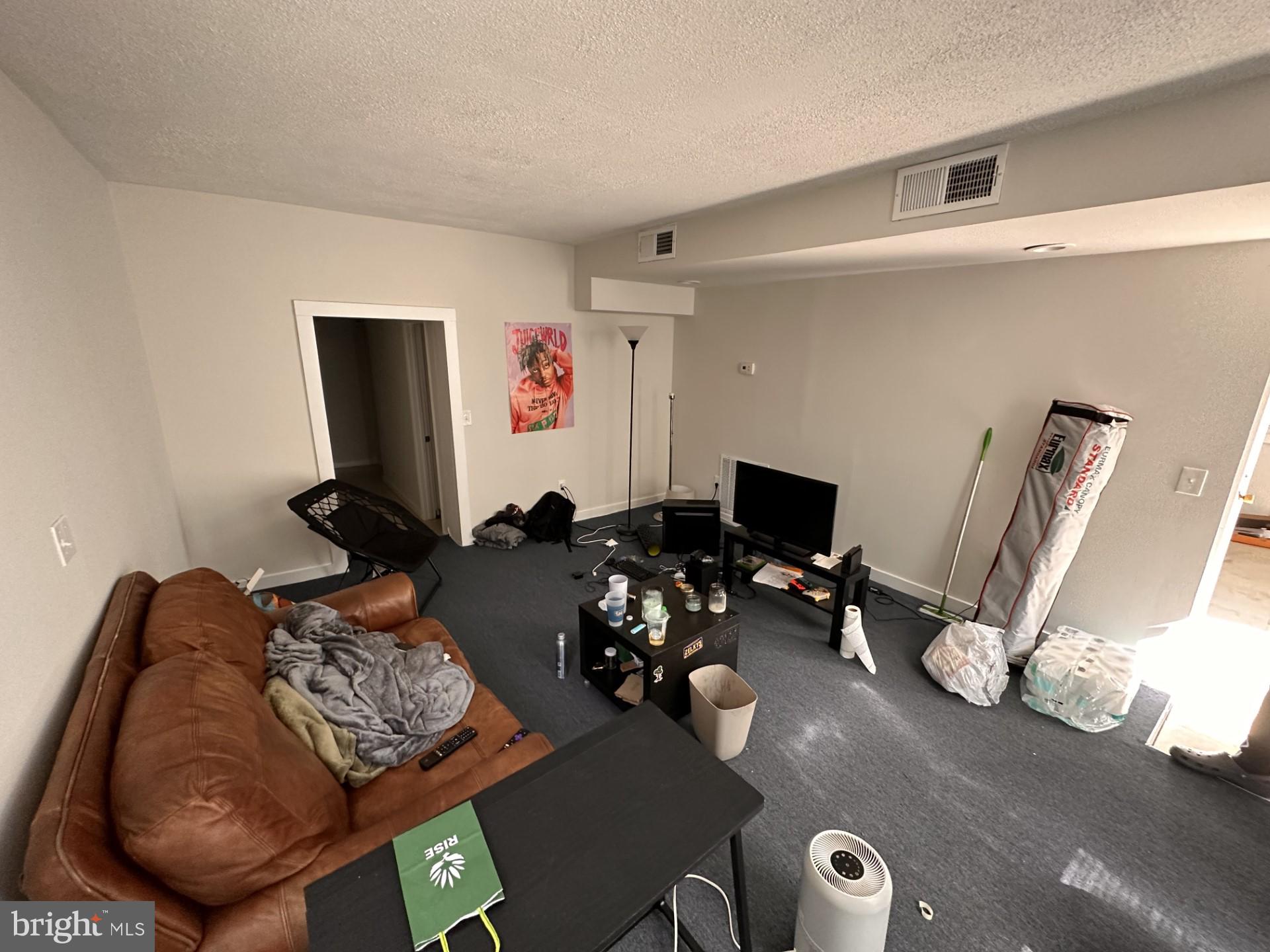 COLLEGE PARK - Commercial Sale
