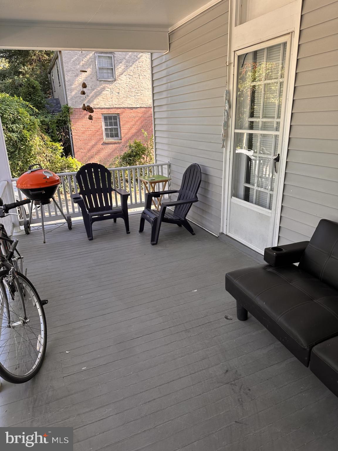 COLLEGE PARK - Commercial Sale