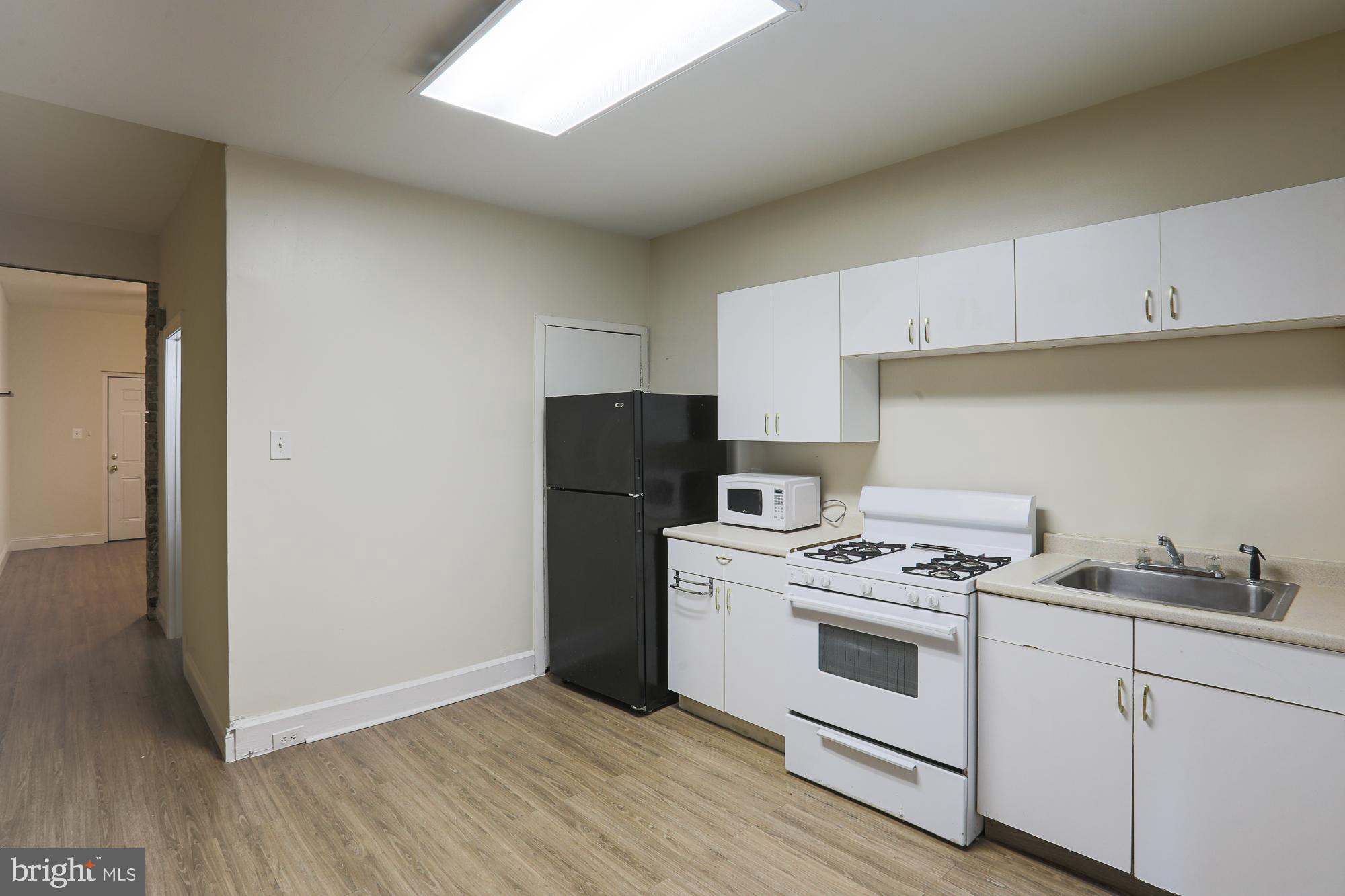 CHARLES VILLAGE - Residential Income