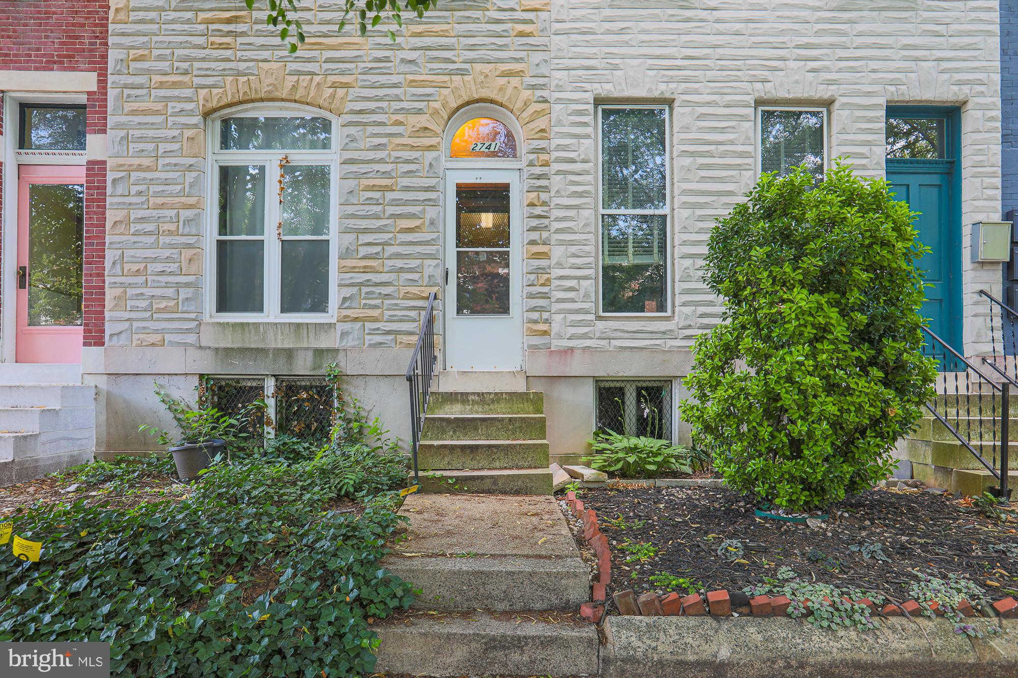 CHARLES VILLAGE - Residential Income