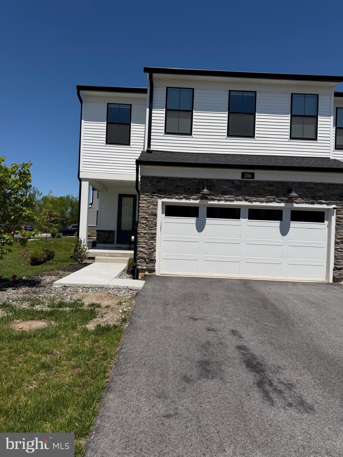STONEBROOK AT UPPER MERION - Residential