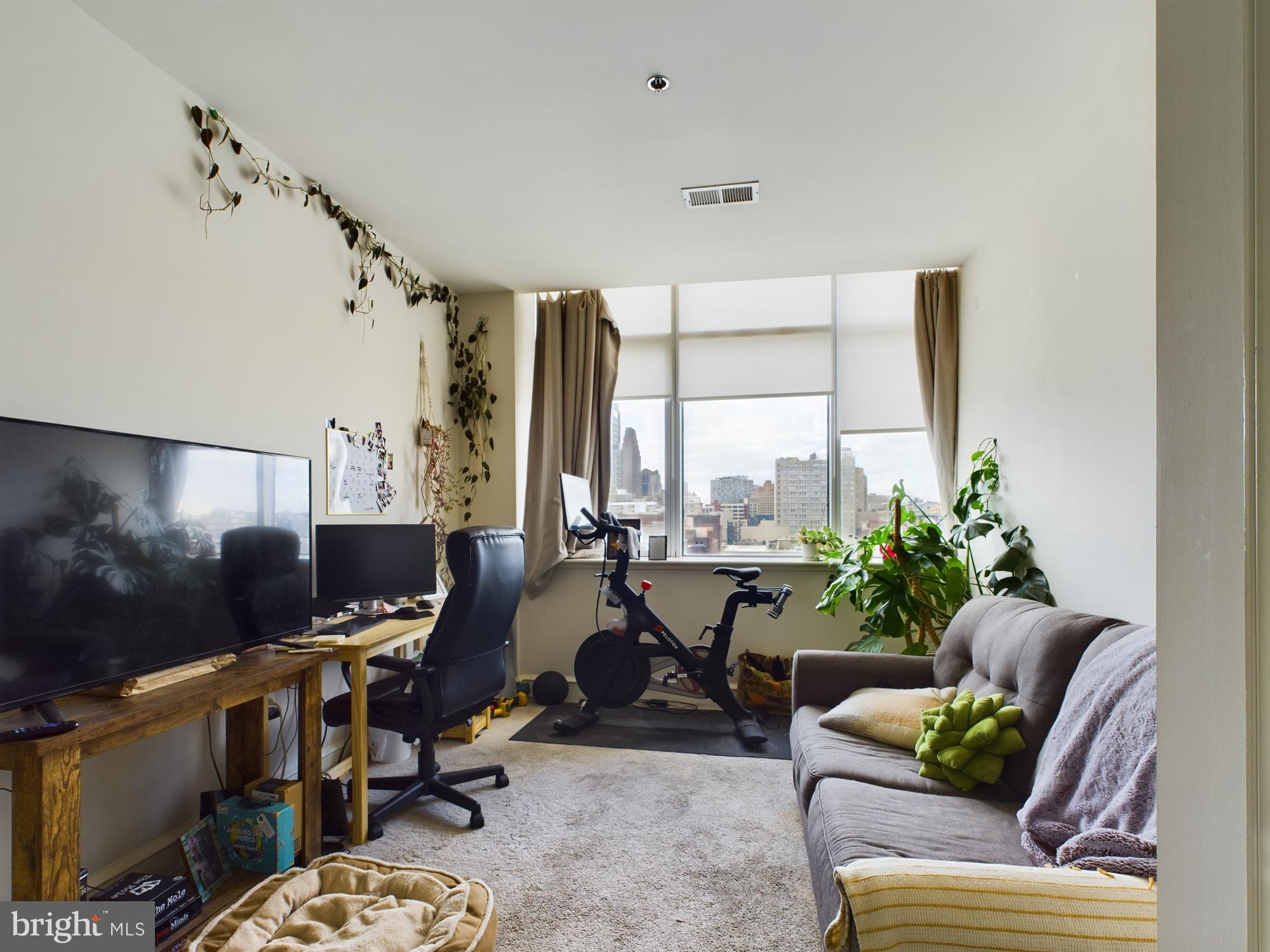 OLD CITY - Residential