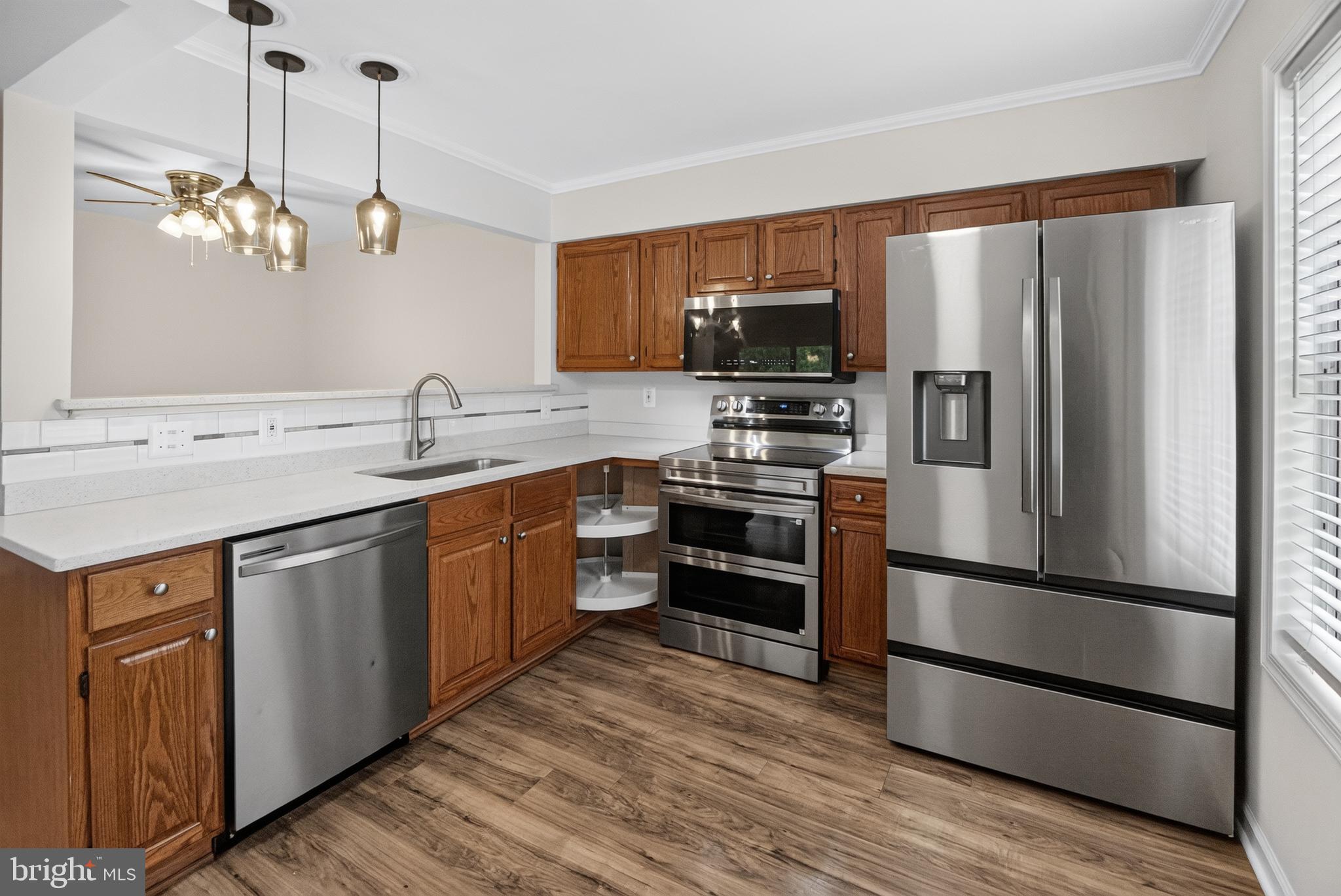 ROLLING OAKS - Residential