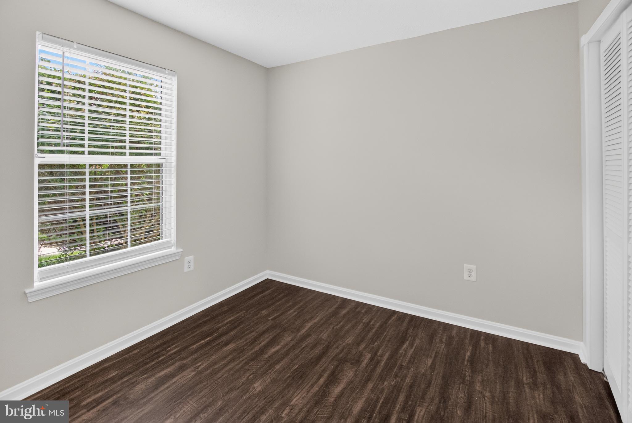 ROLLING OAKS - Residential