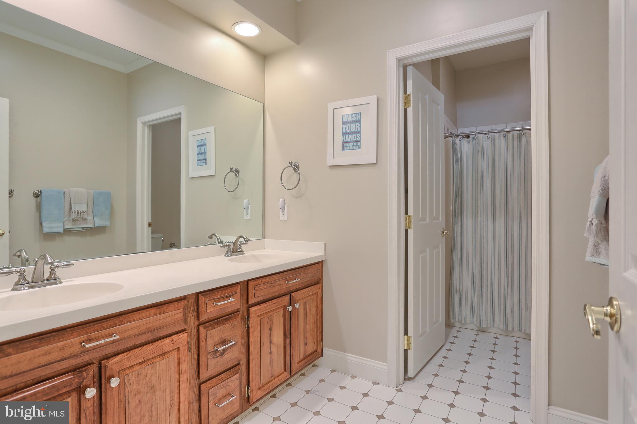 STONEY RUN - Residential