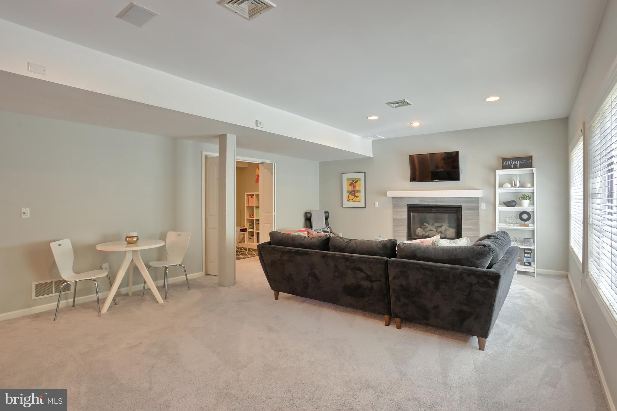STONEY RUN - Residential