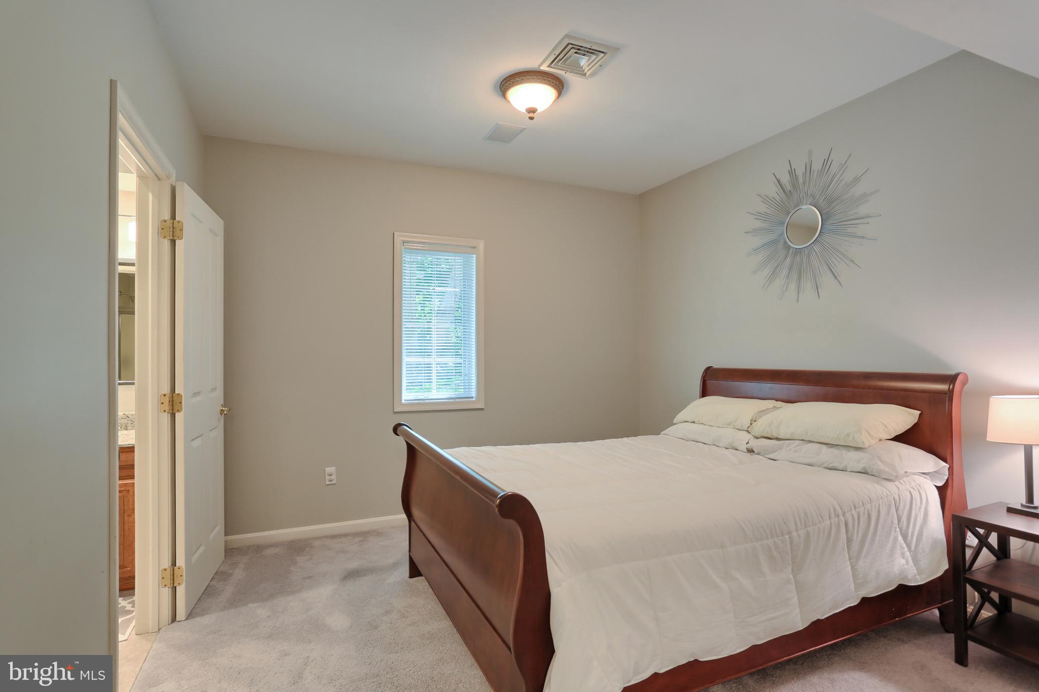STONEY RUN - Residential