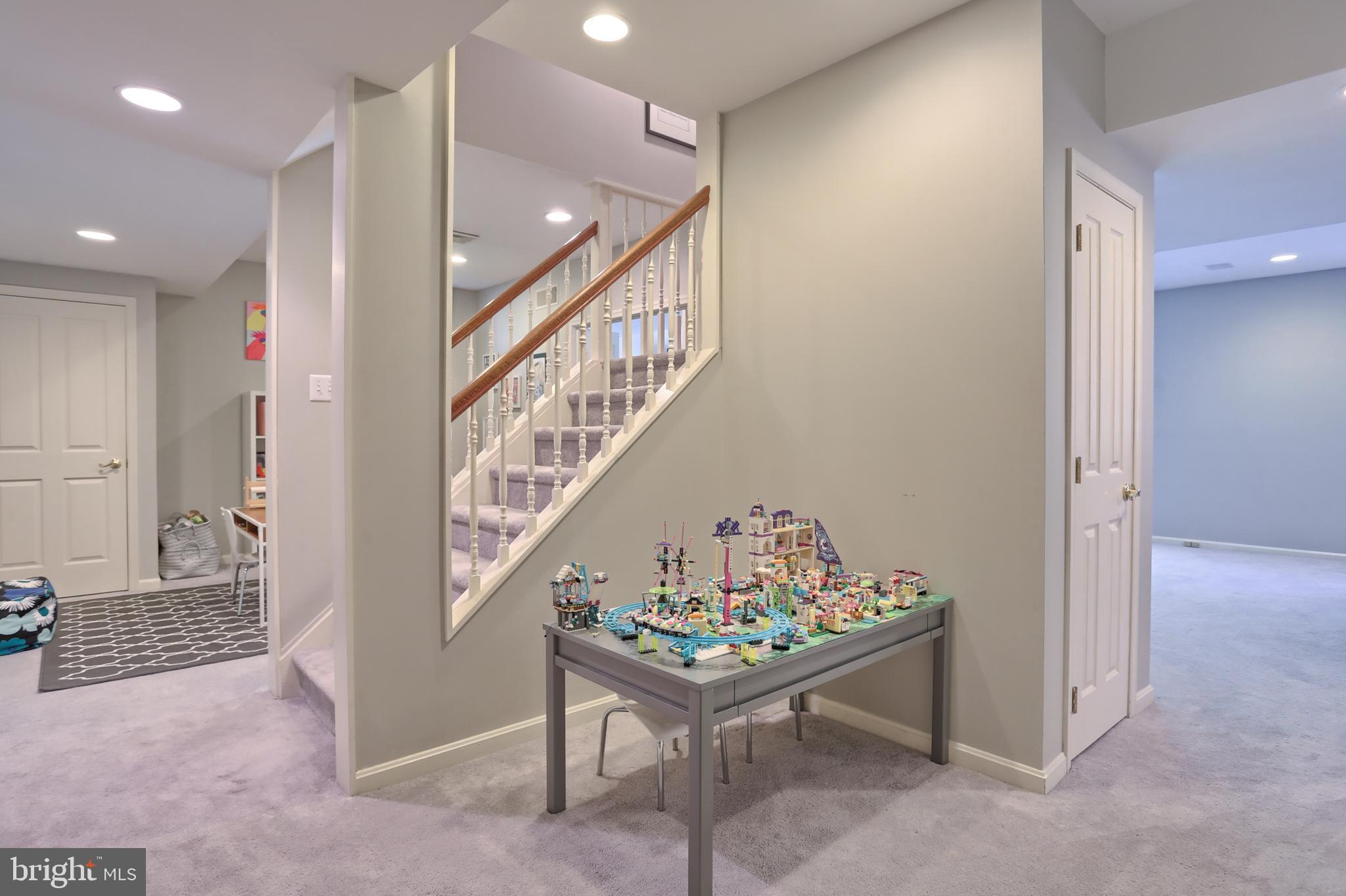STONEY RUN - Residential