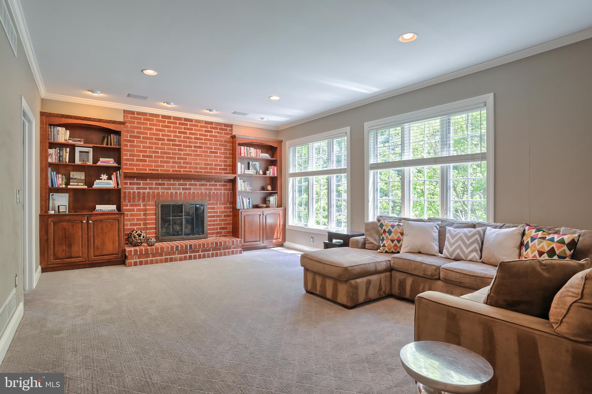 STONEY RUN - Residential