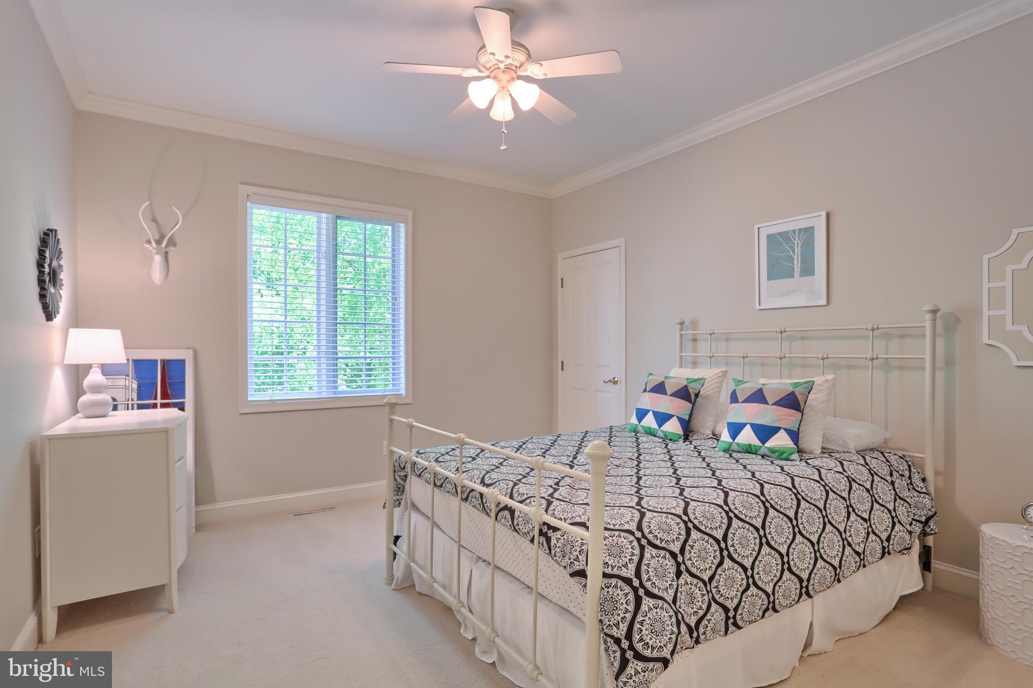 STONEY RUN - Residential