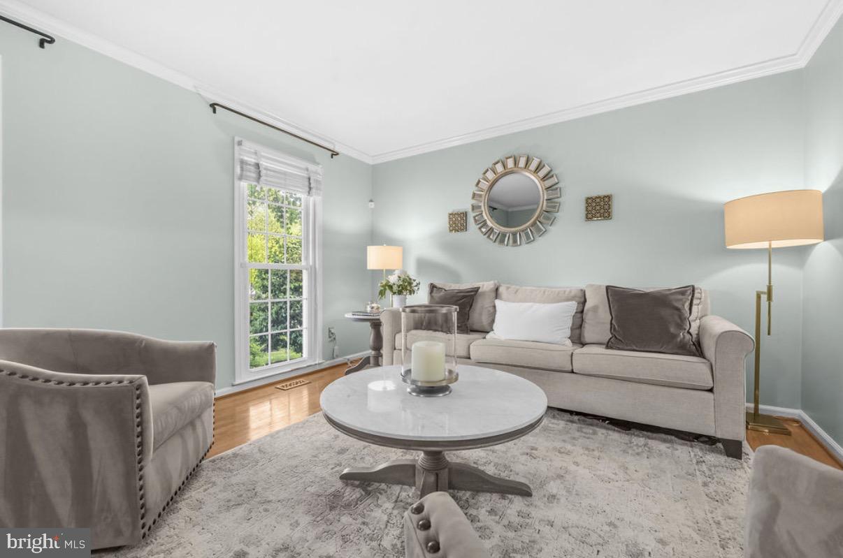 ROLLING VALLEY - Residential