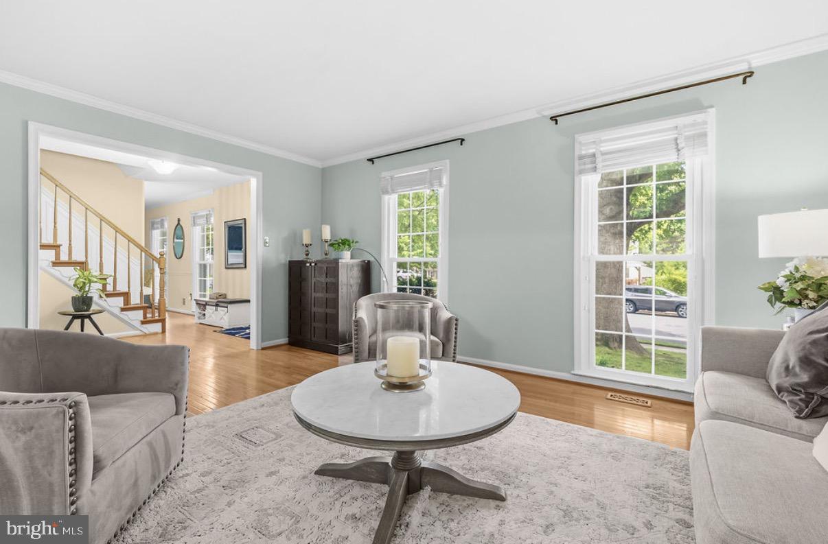 ROLLING VALLEY - Residential