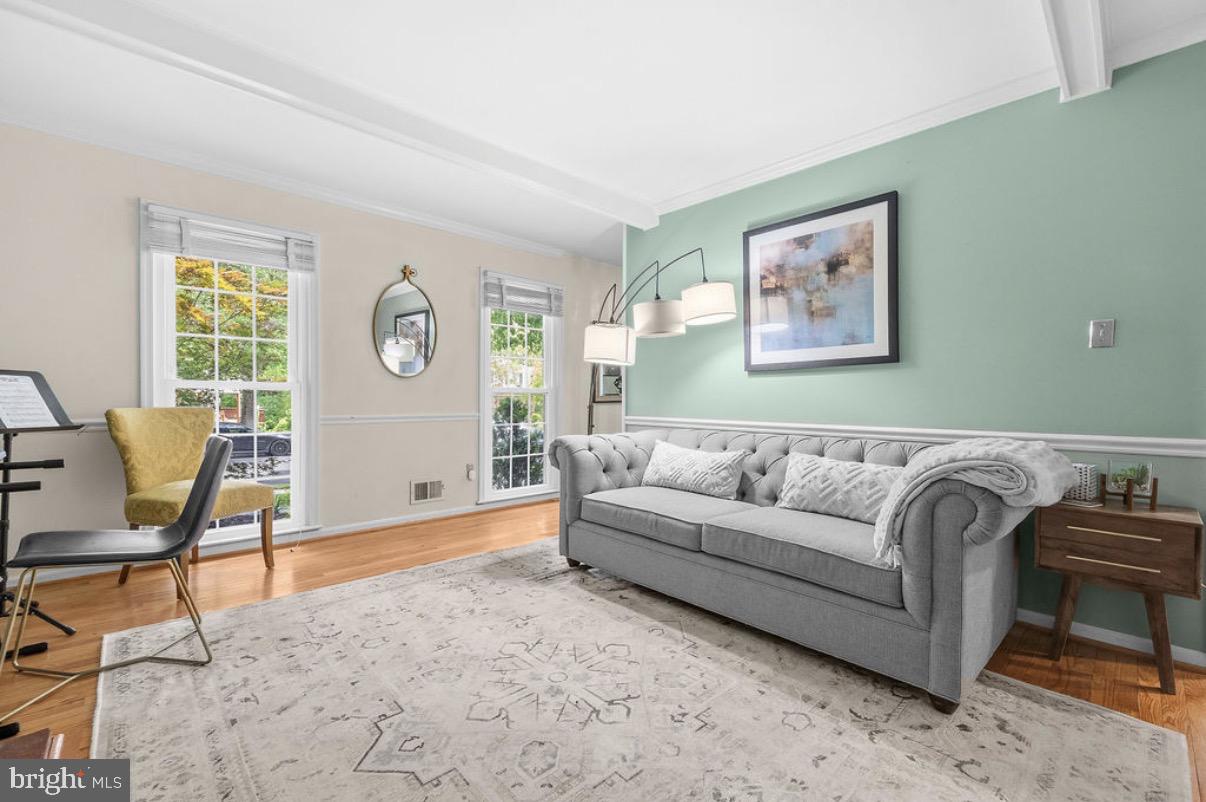 ROLLING VALLEY - Residential