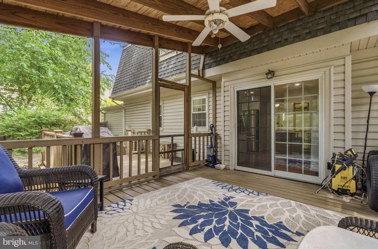 ROLLING VALLEY - Residential