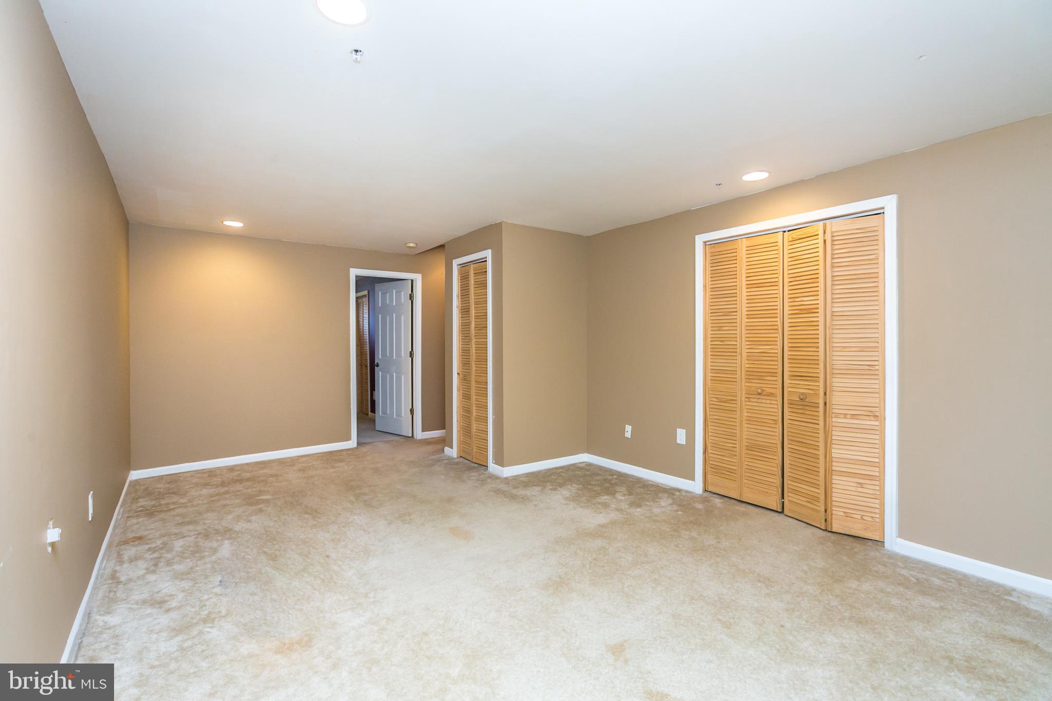 GREENSPRING OVERLOOK - Residential