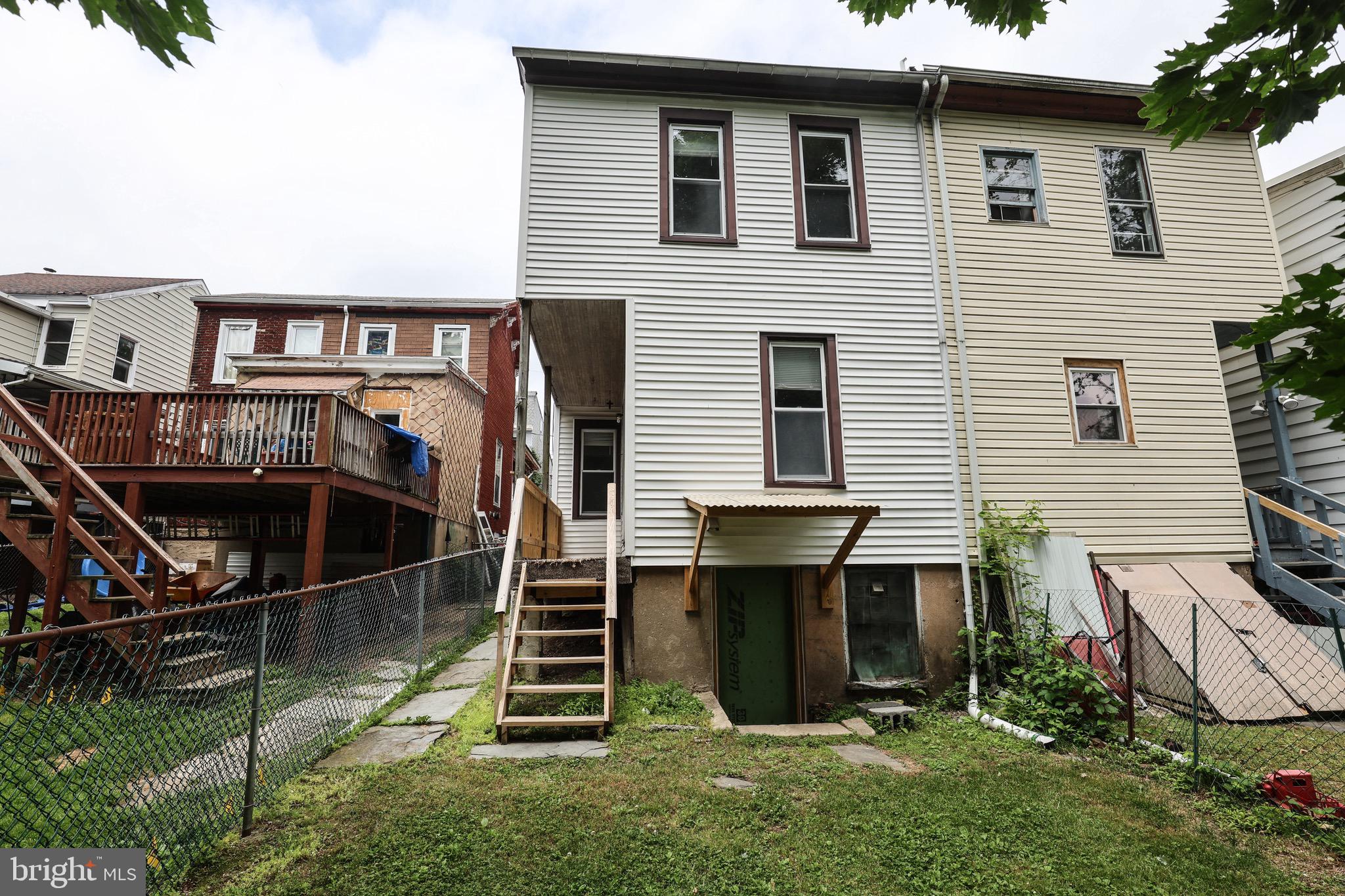 POTTSVILLE - Residential