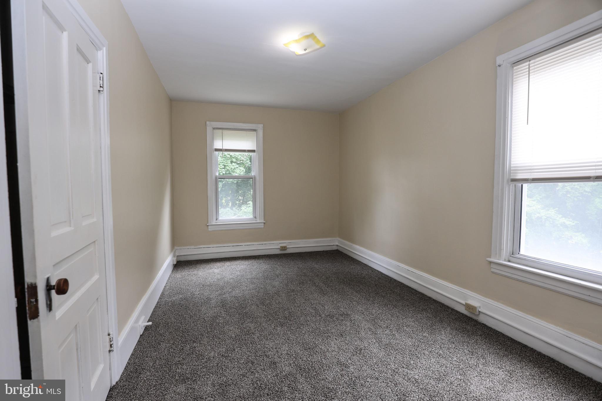 POTTSVILLE - Residential