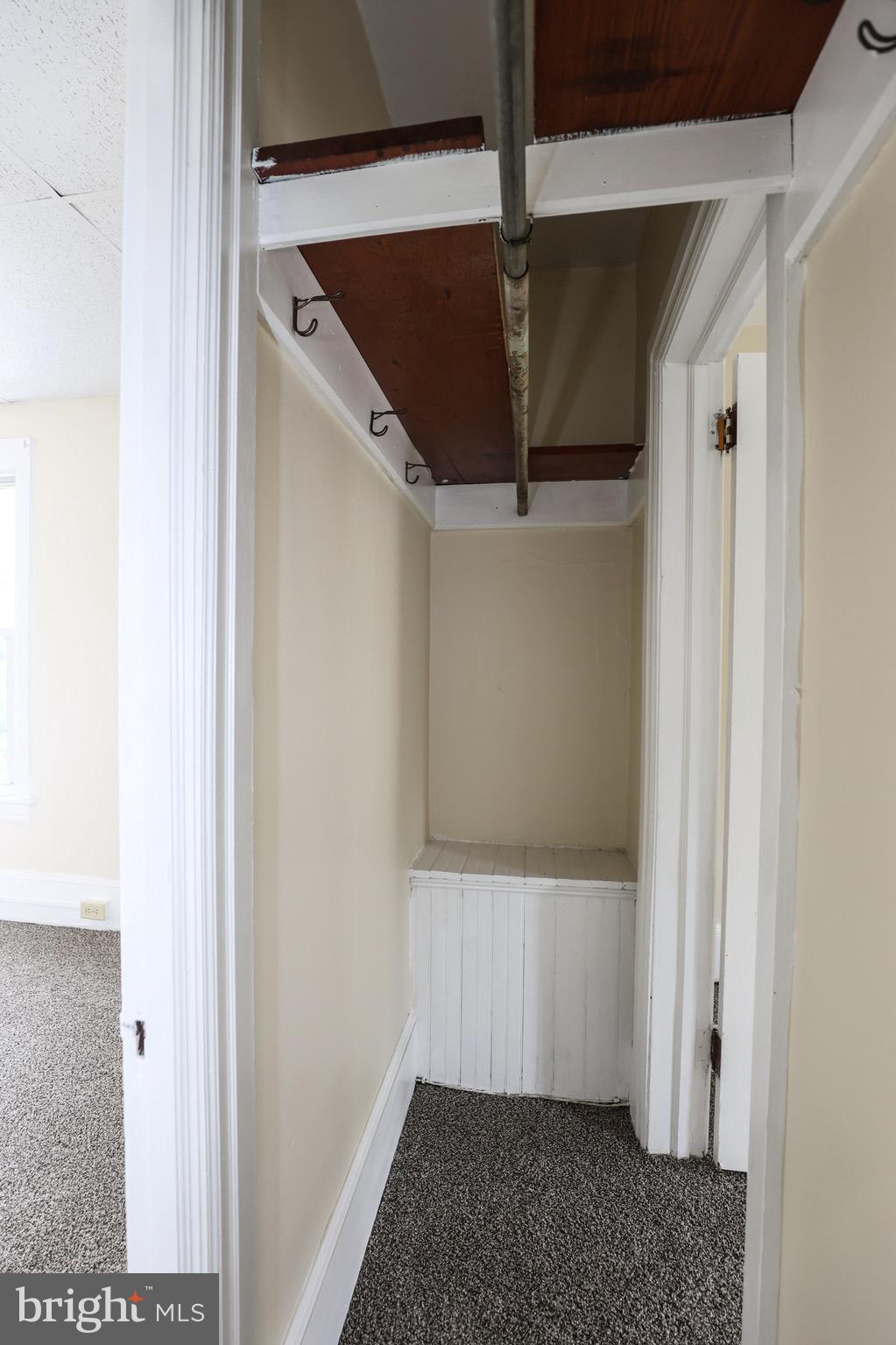 POTTSVILLE - Residential