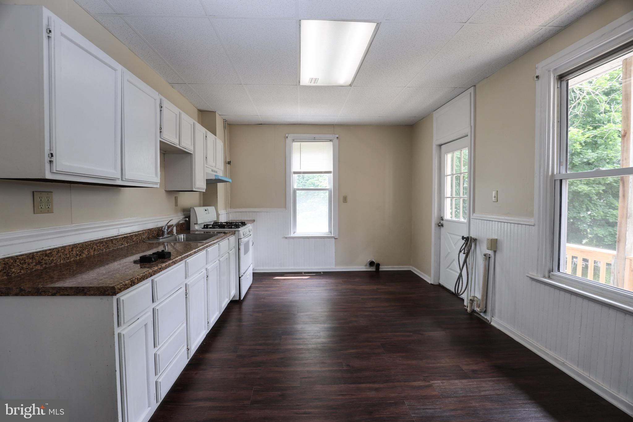 POTTSVILLE - Residential