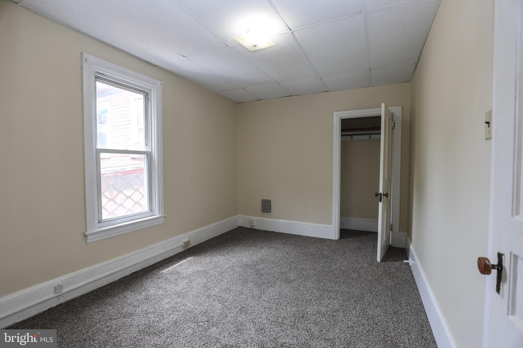 POTTSVILLE - Residential