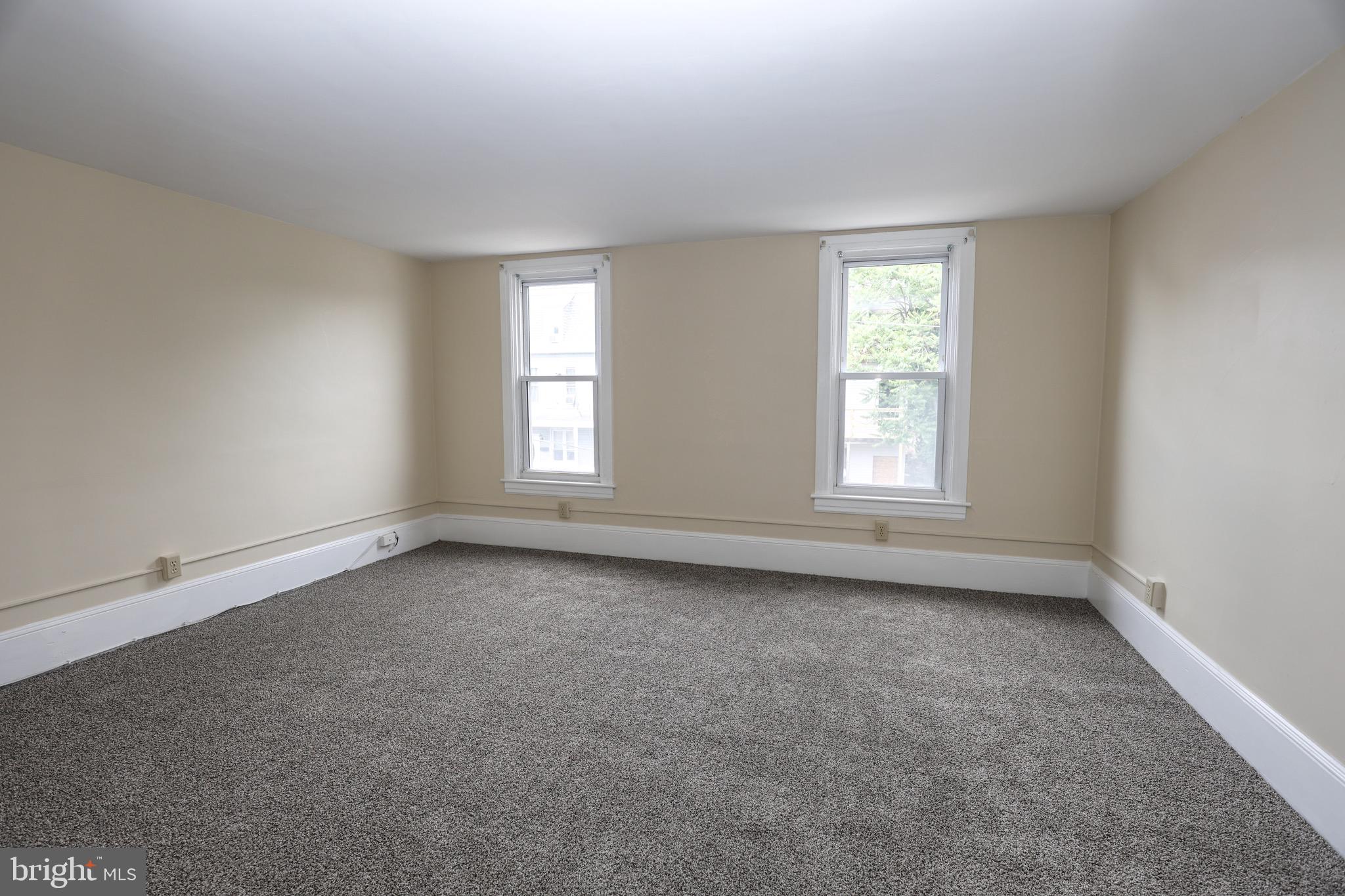 POTTSVILLE - Residential
