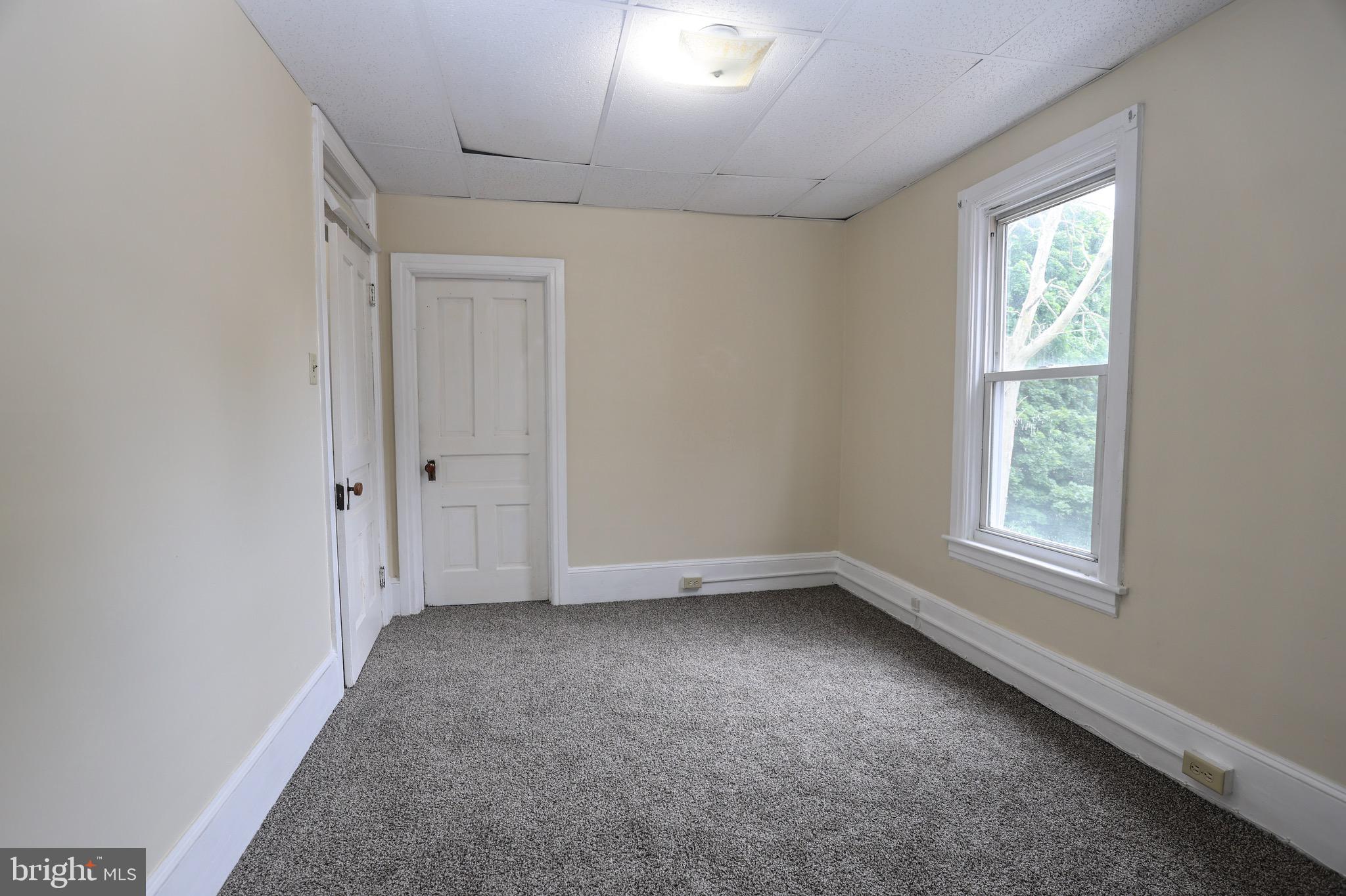 POTTSVILLE - Residential