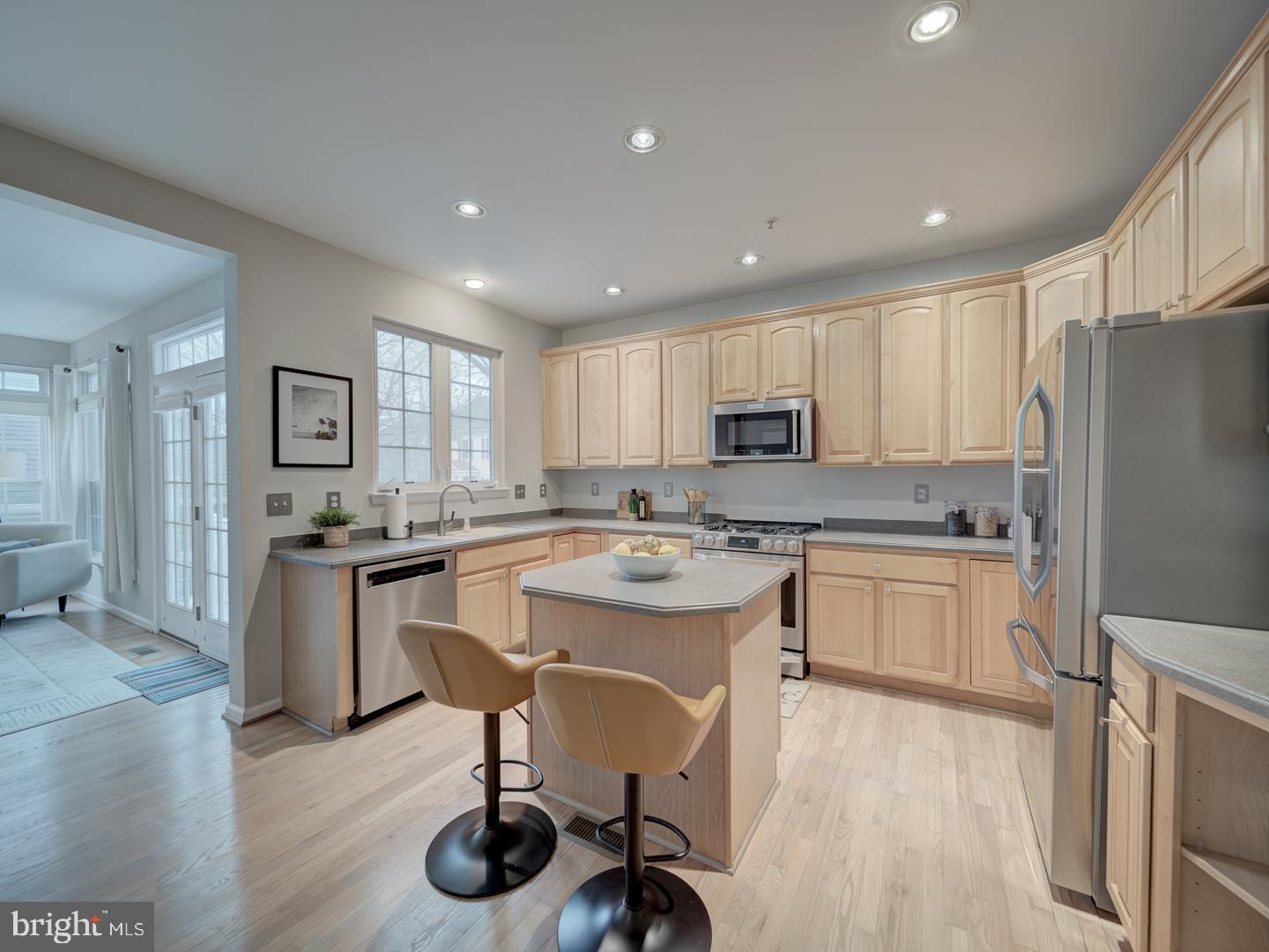 LAKELANDS - Residential