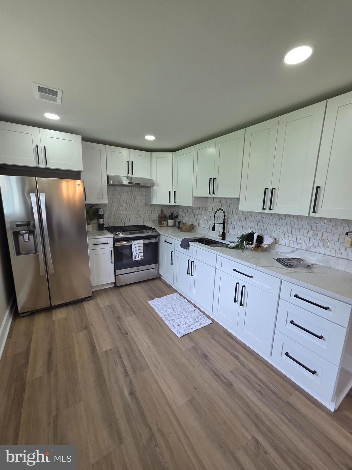 GLENARDEN - Residential