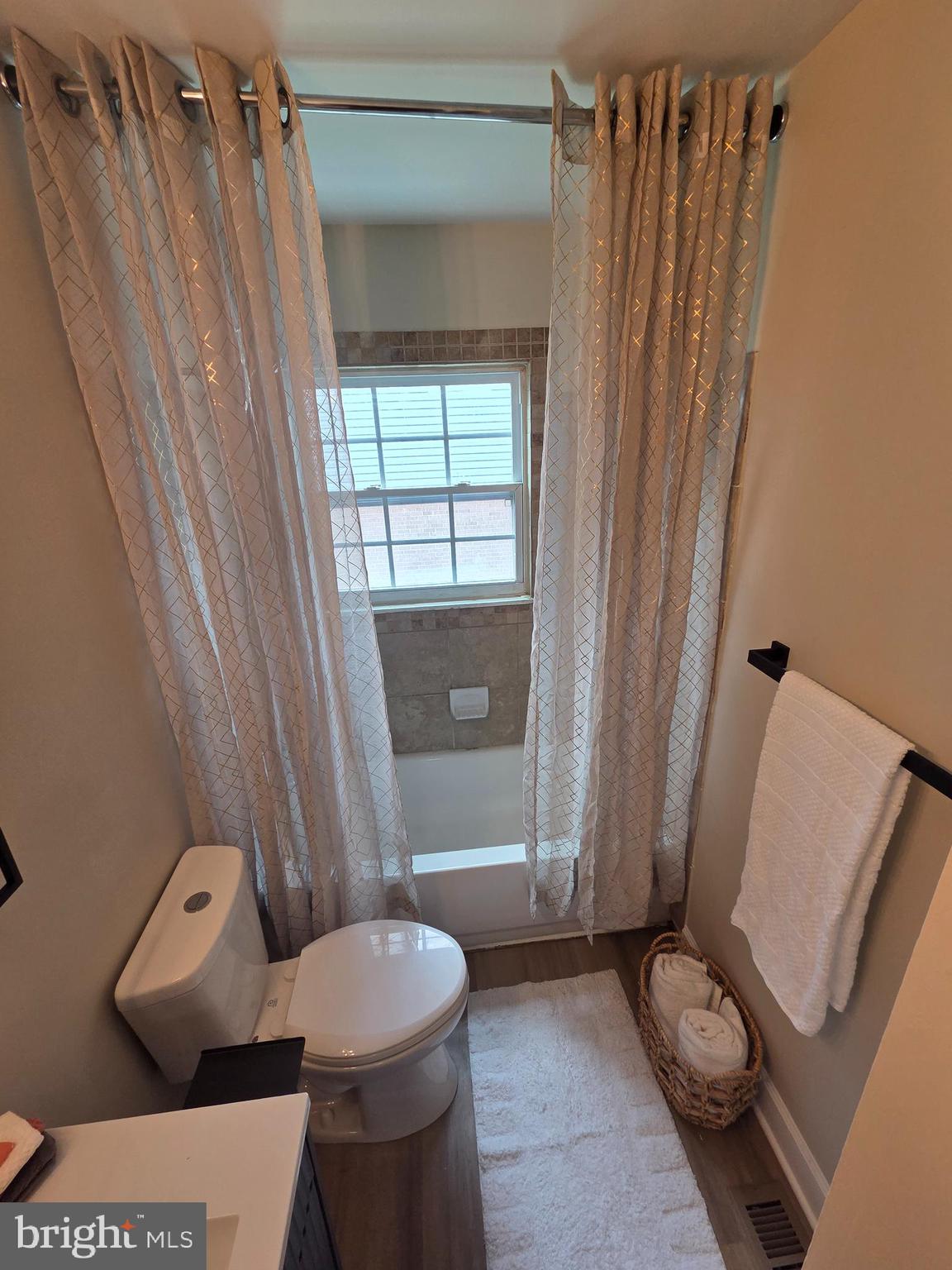 GLENARDEN - Residential