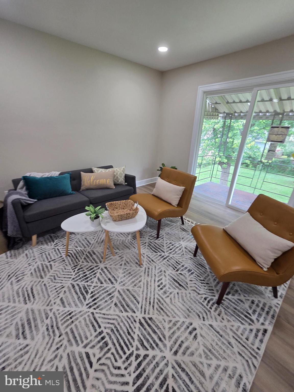 GLENARDEN - Residential