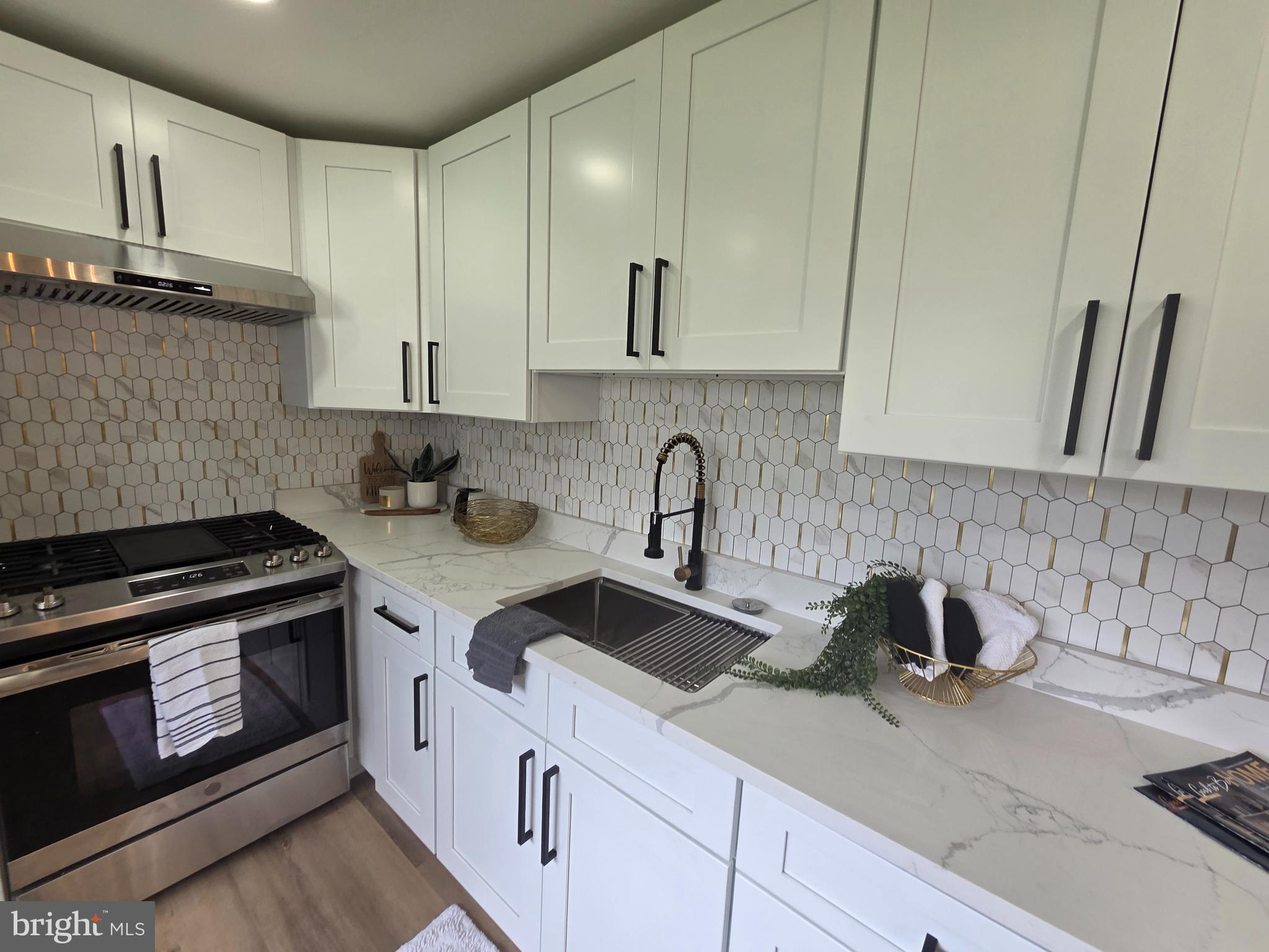 GLENARDEN - Residential