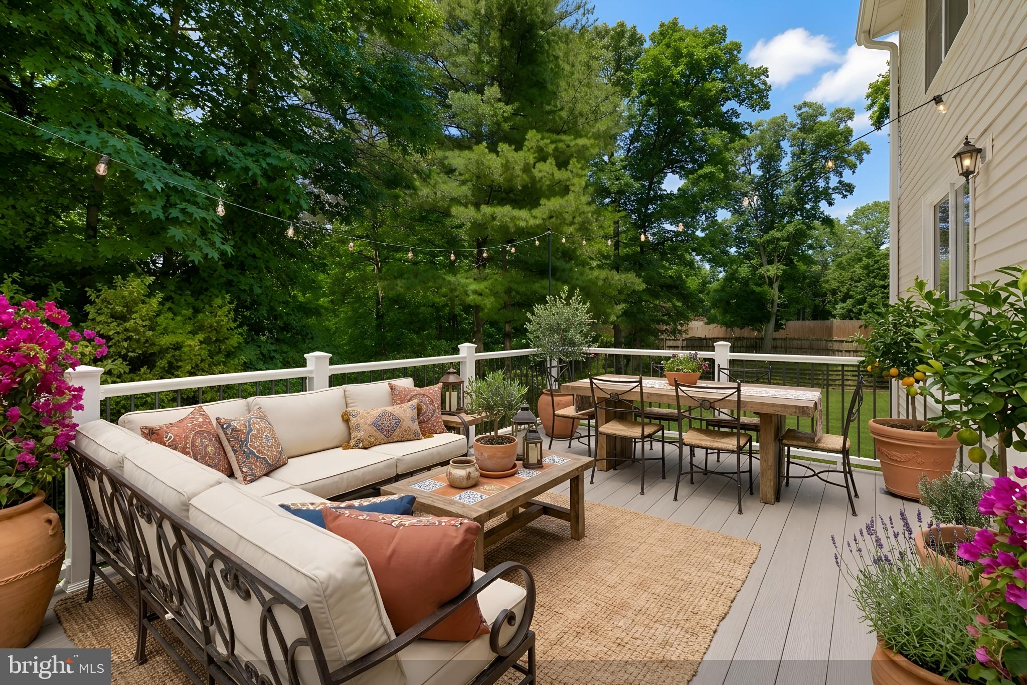 BROAD OAKS - Residential