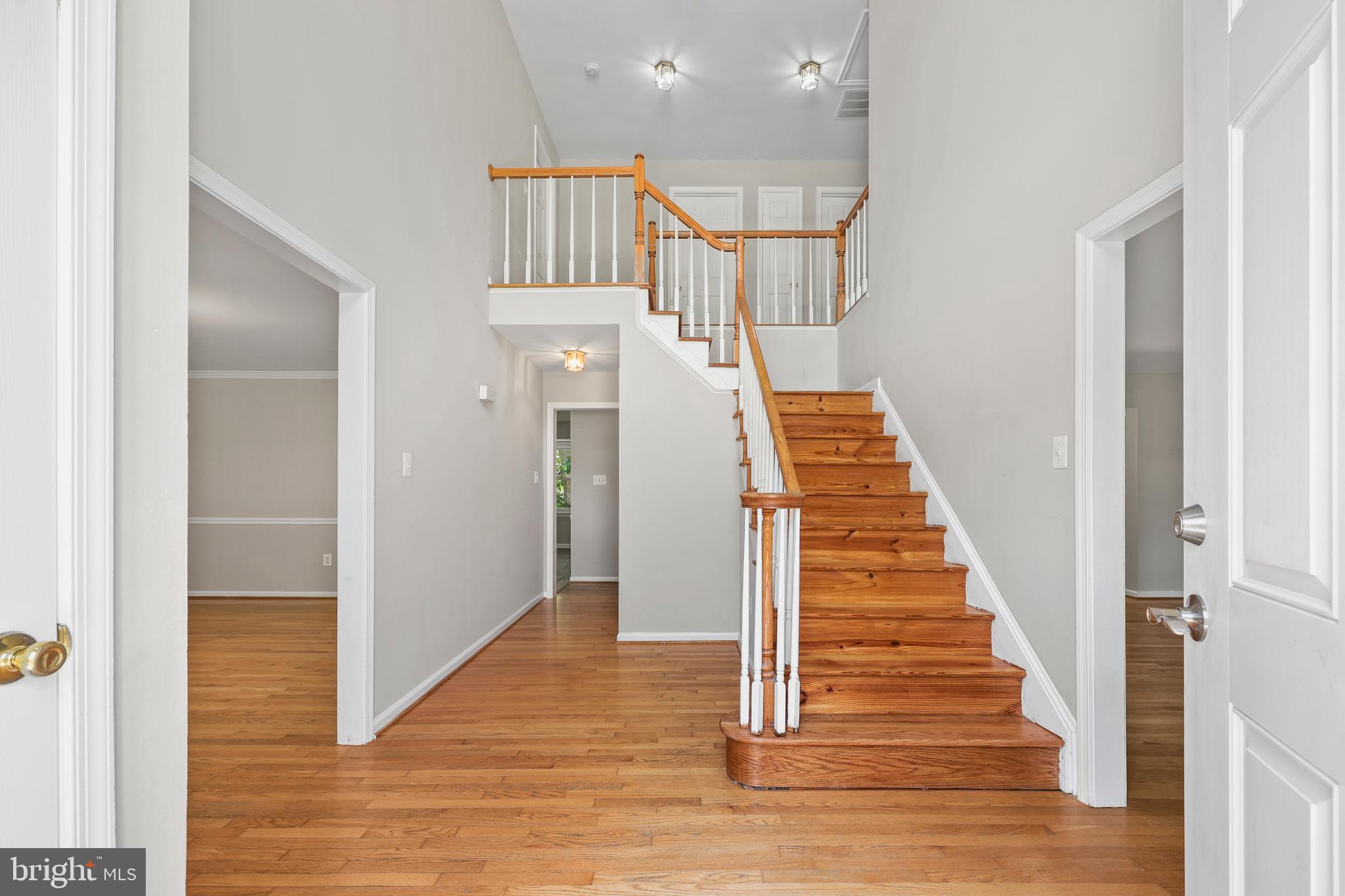BROAD OAKS - Residential