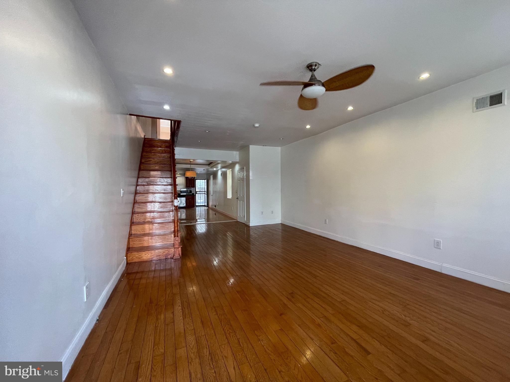 PHILADELPHIA - Residential