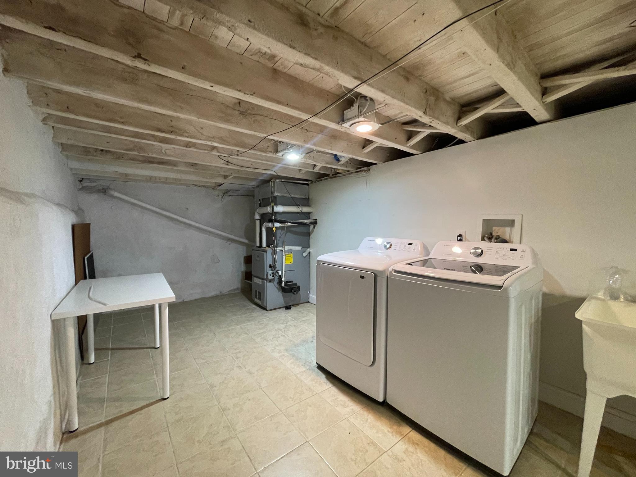 PHILADELPHIA - Residential