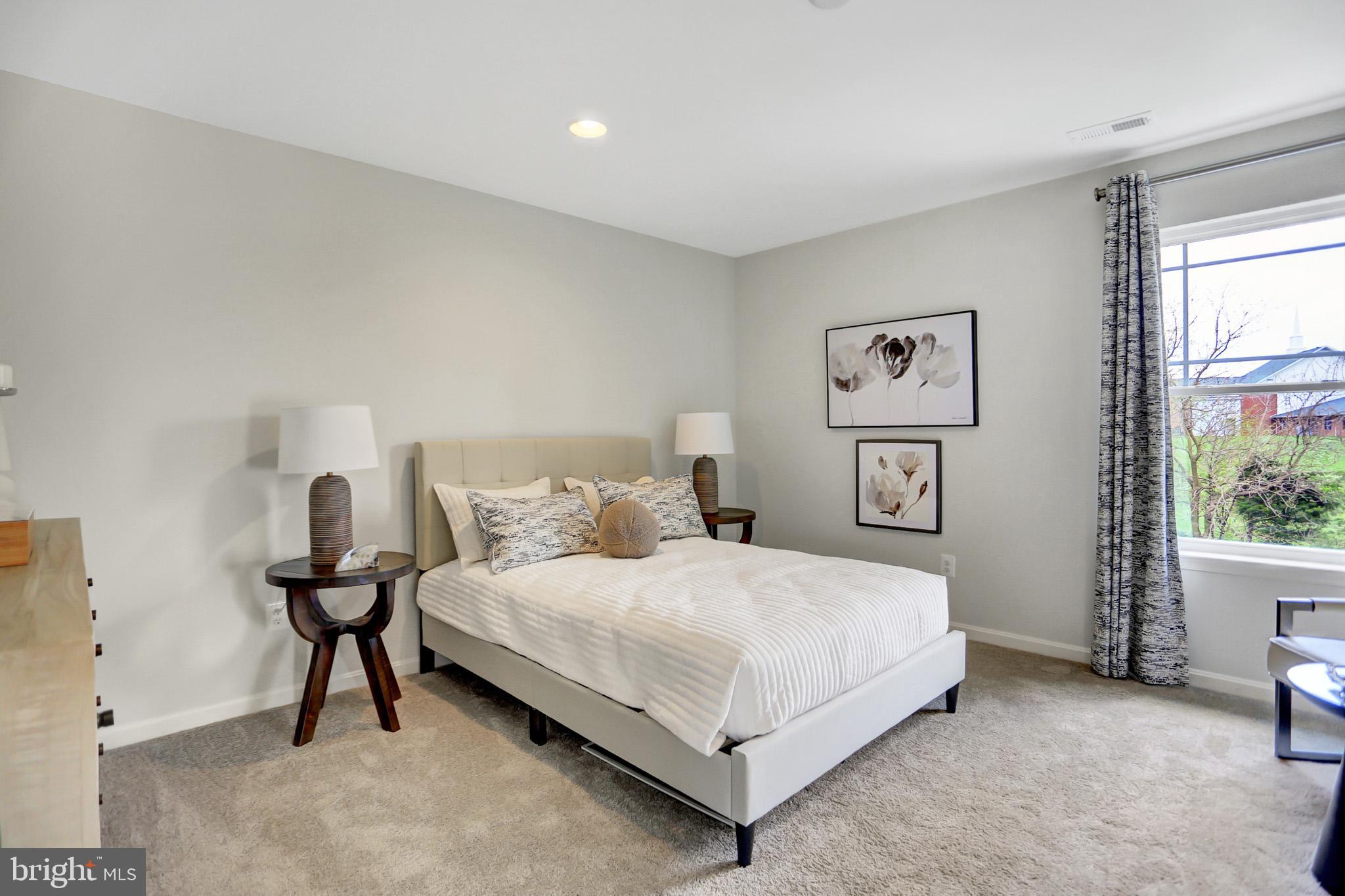 SAND SPRING RUN - Residential