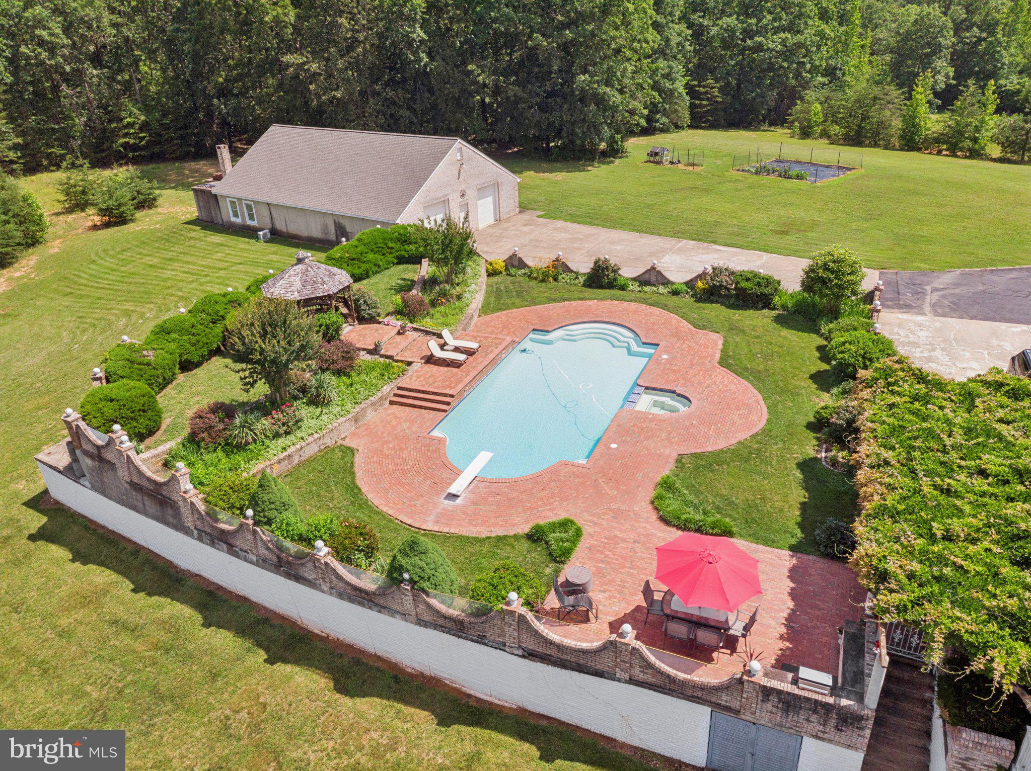 SUGAR HILL ESTATES - Residential