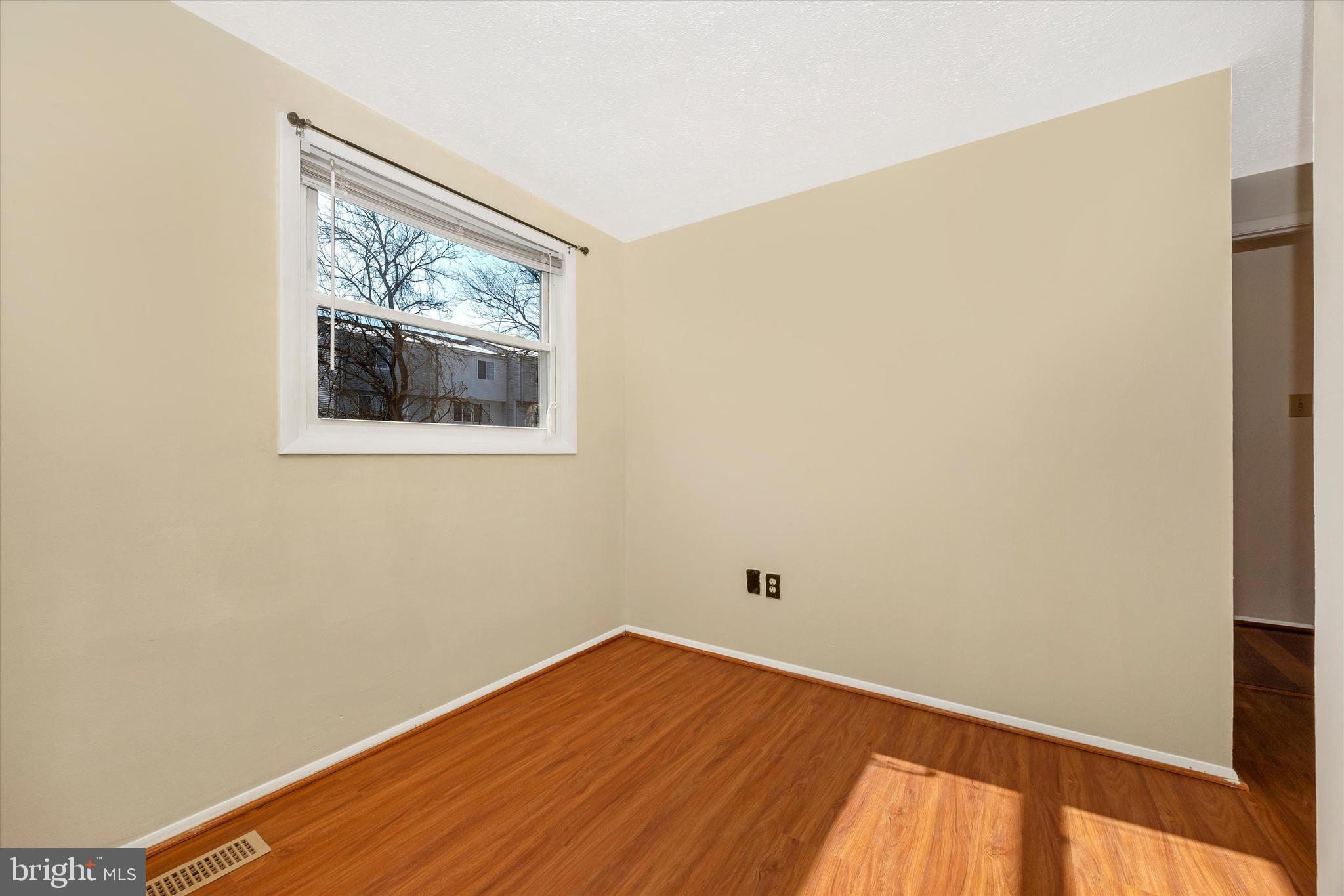 AMBER MEADOWS - Residential