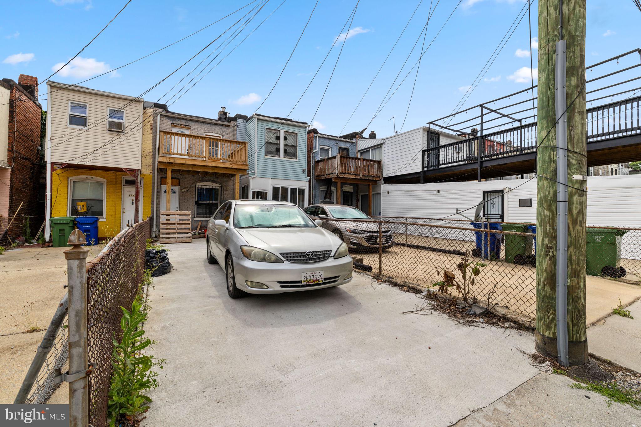 RESERVOIR HILL - Residential
