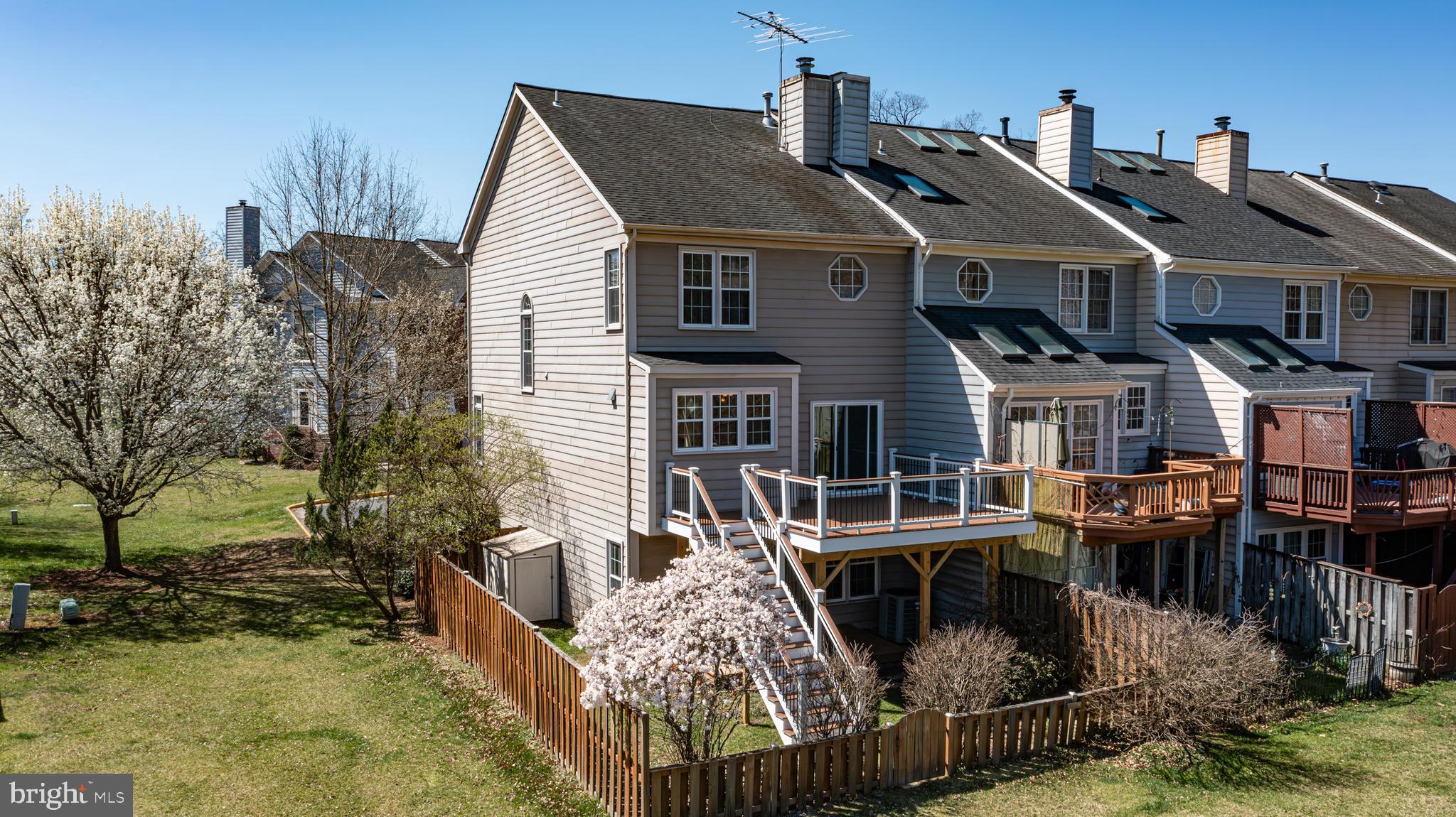 POTOMAC LAKES - Residential
