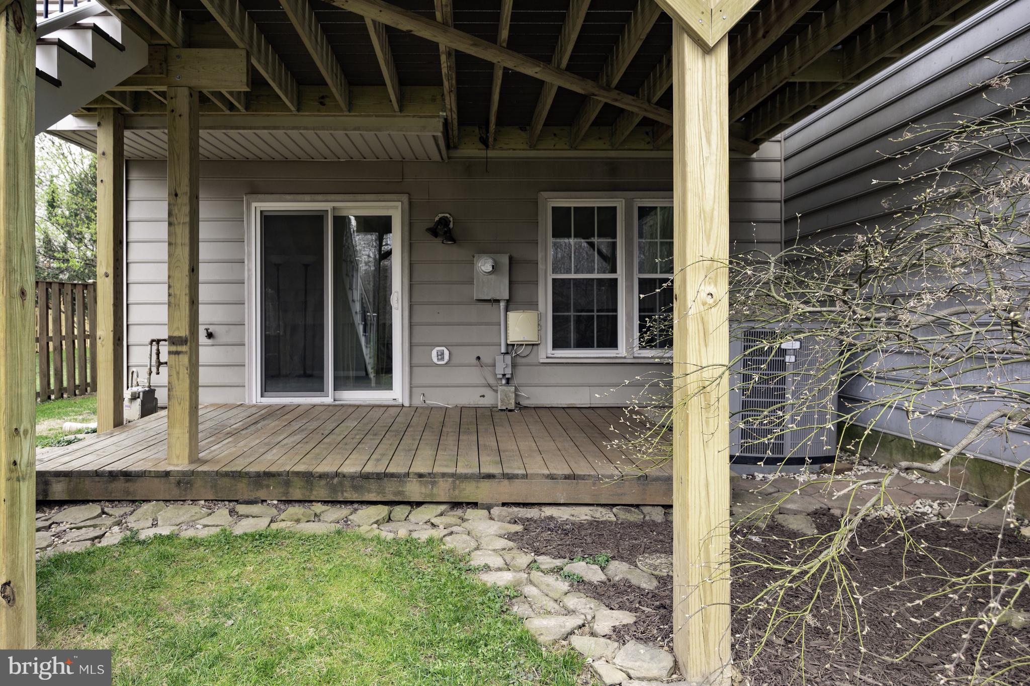 POTOMAC LAKES - Residential