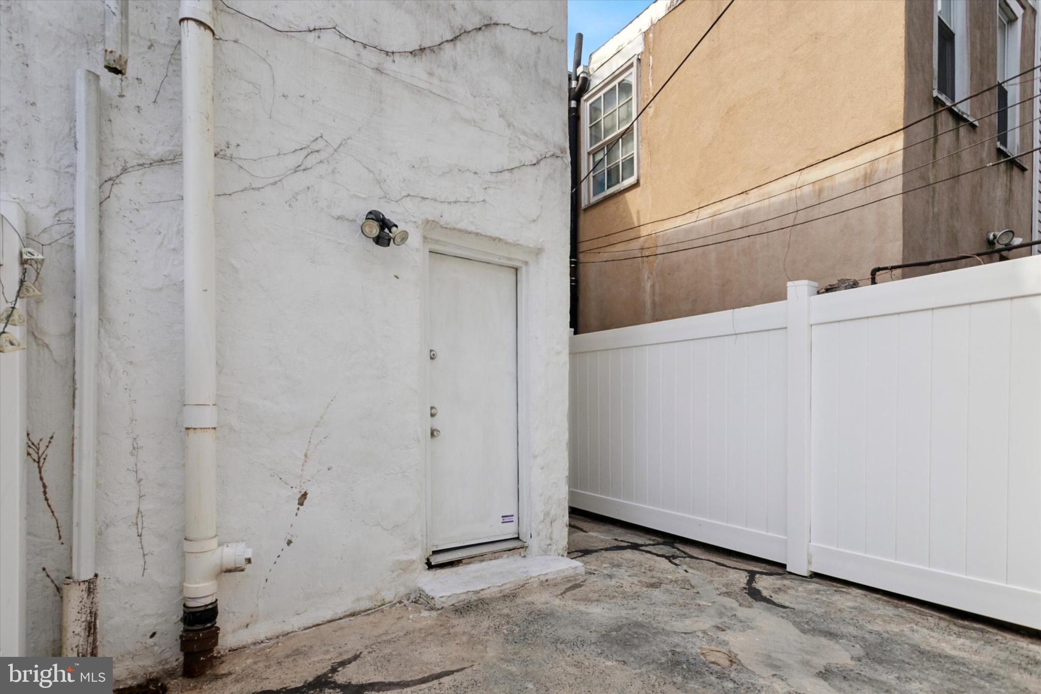 POINT BREEZE - Residential