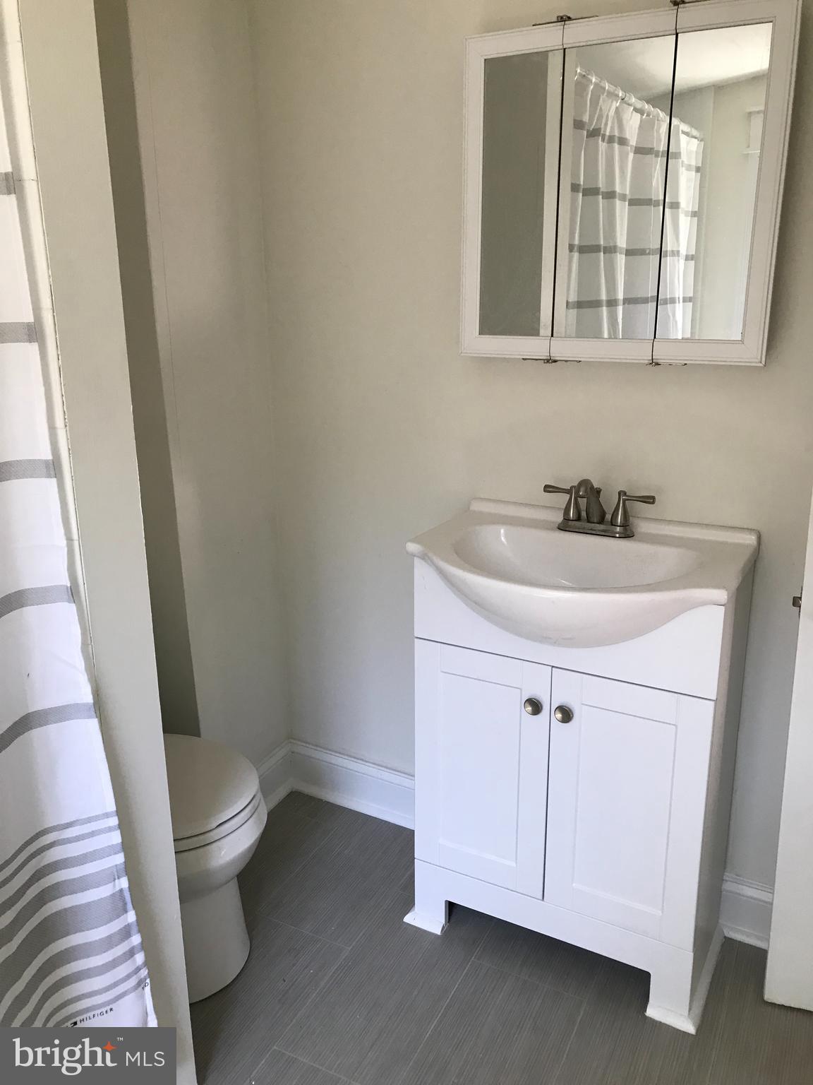 POINT BREEZE - Residential