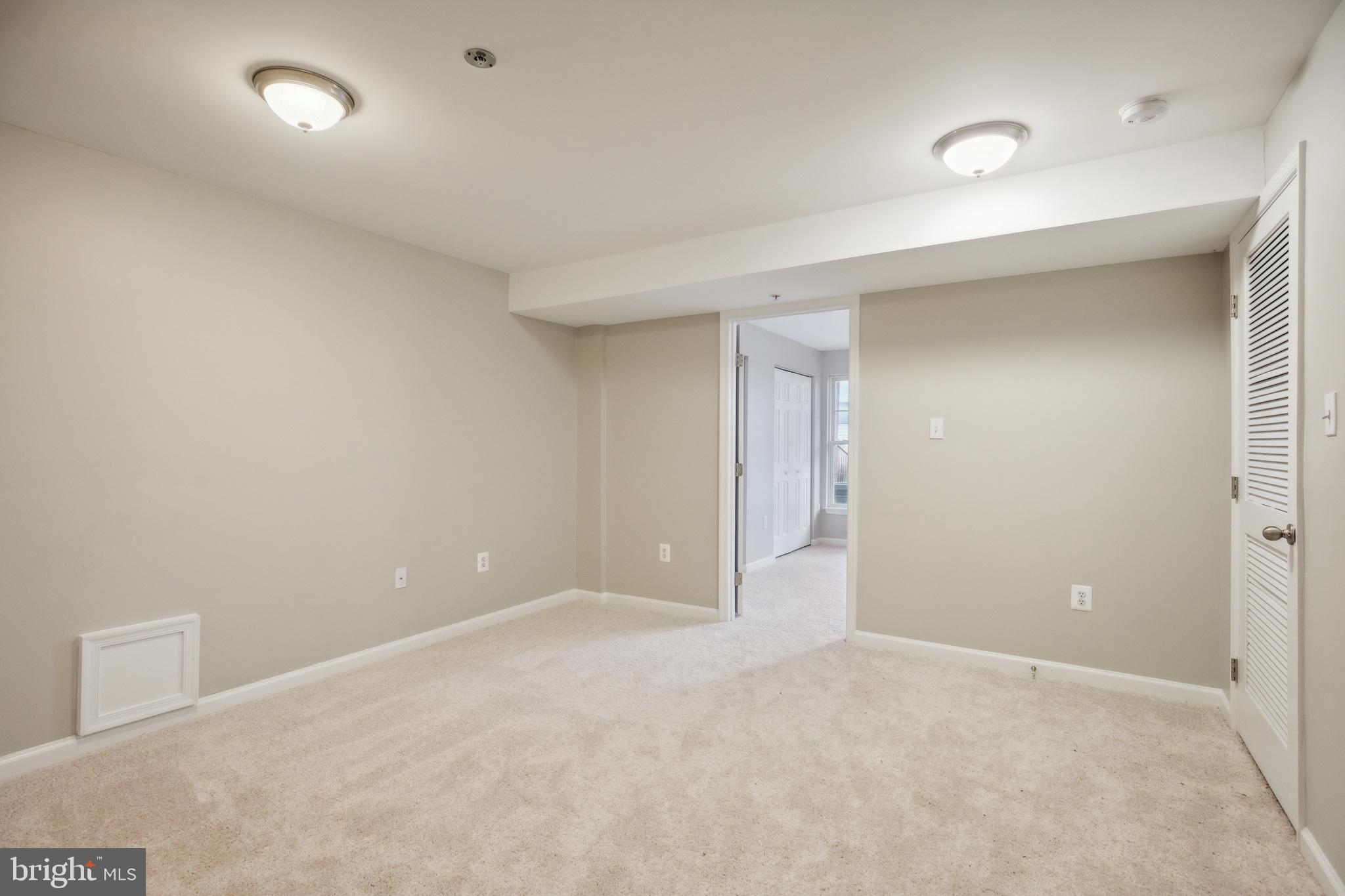 WOODVIEW VILLAGE WEST - Residential