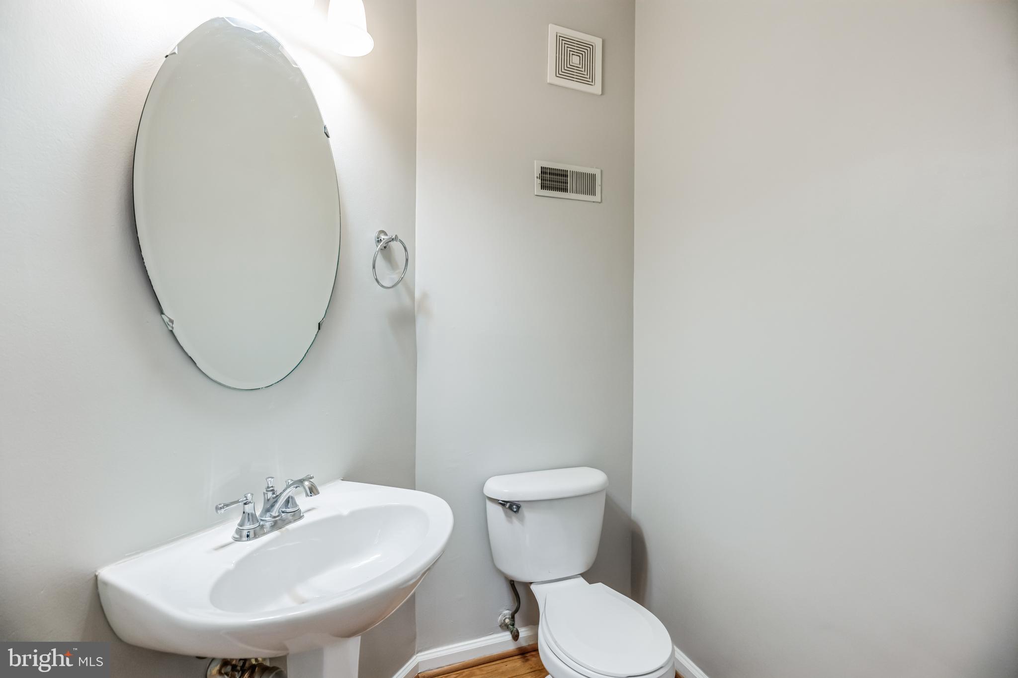 WOODVIEW VILLAGE WEST - Residential